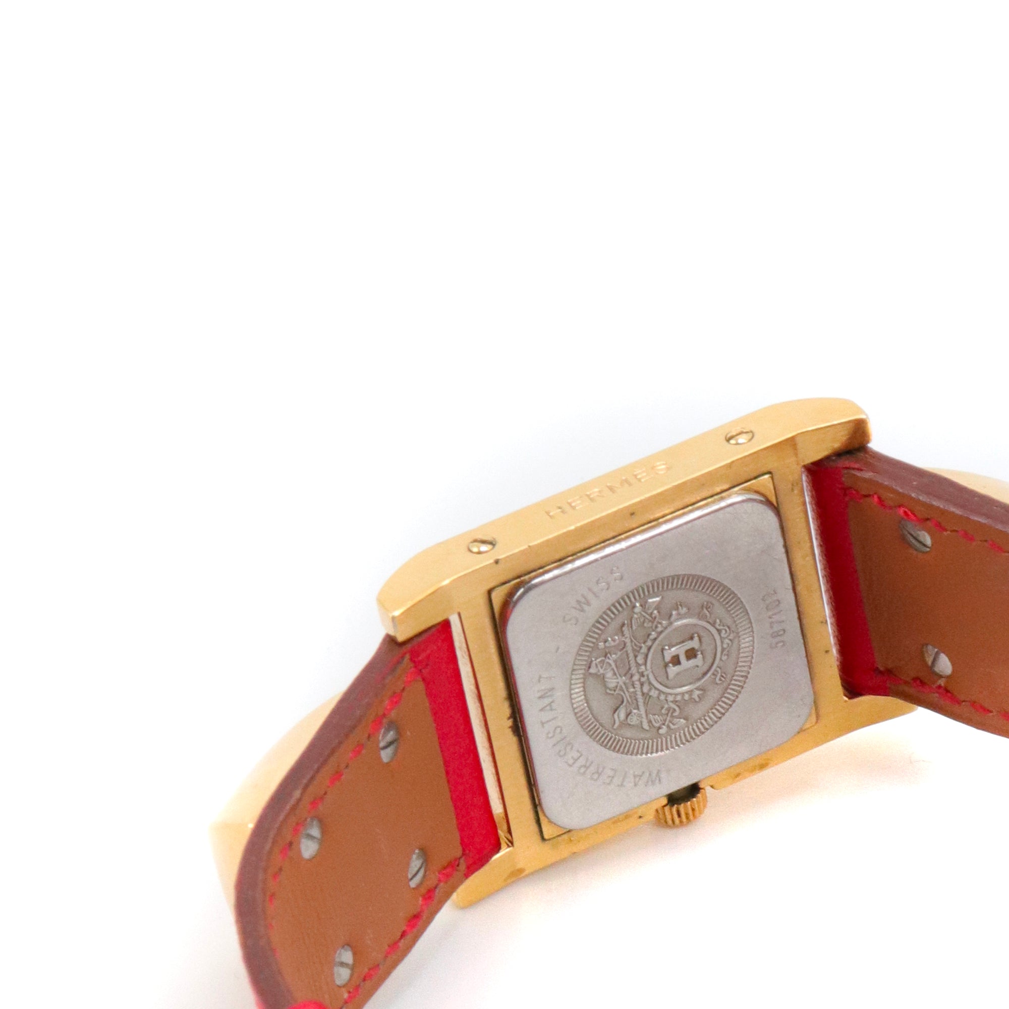 HERMÈS - Médor PM Hermès watch in red leather 