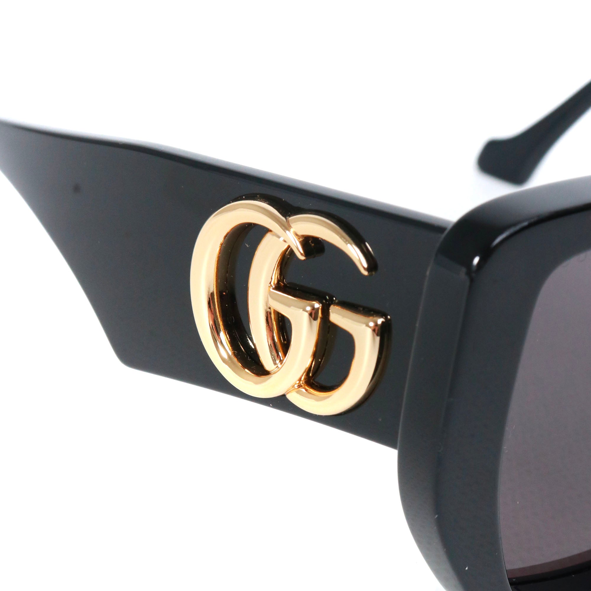 GUCCI - Gucci Oversize GG Sunglasses in Black Plastic
