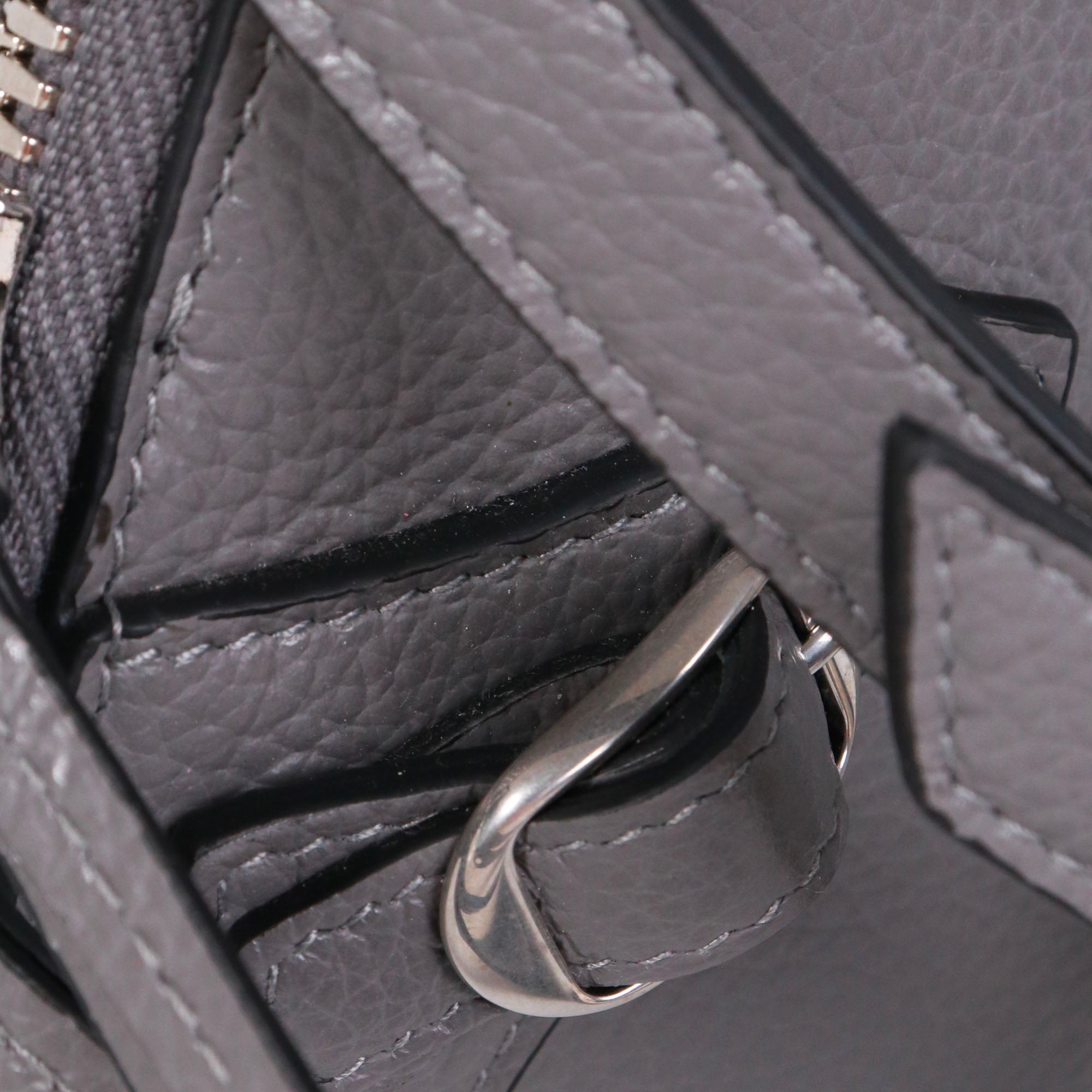 BALENCIAGA - Balenciaga nano flat Neo Classic shoulder bag in gray grained leather