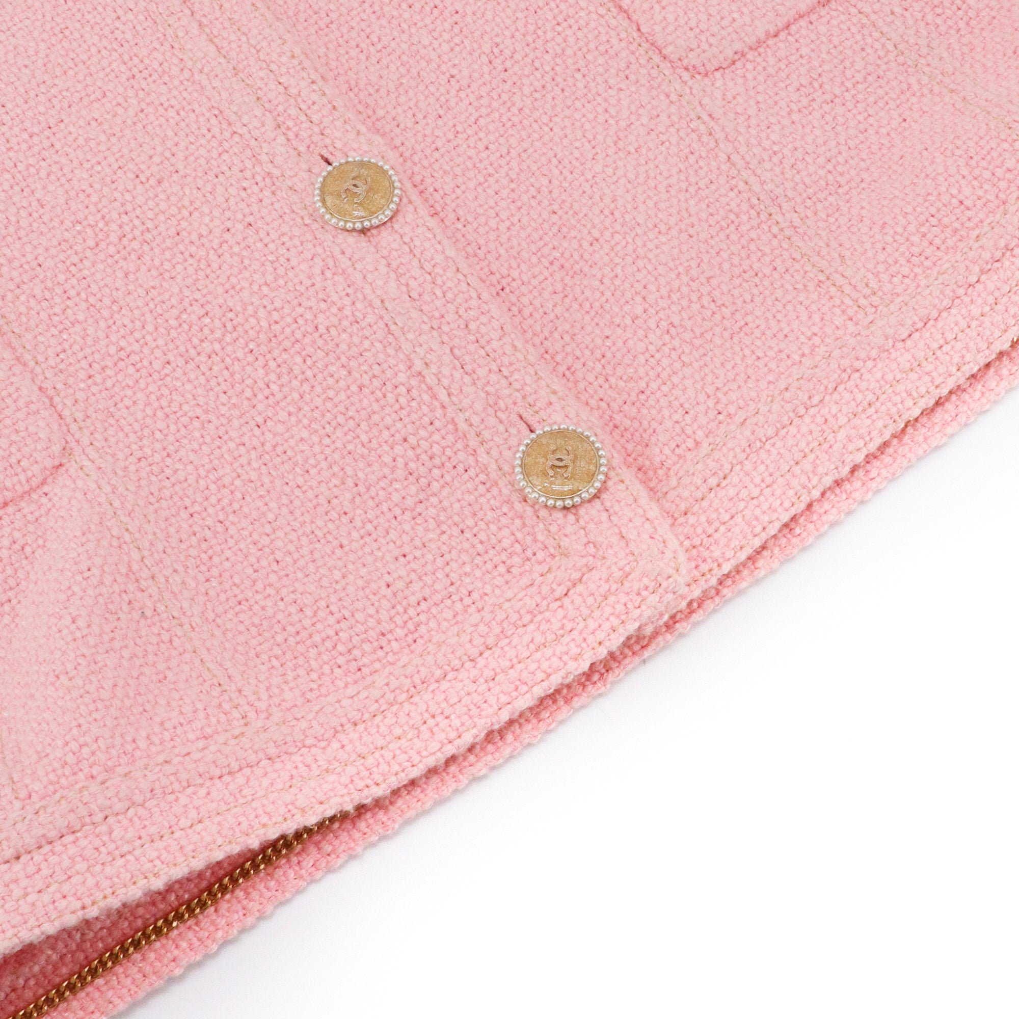 CHANEL - Veste courte Chanel en tweed rose (T40)