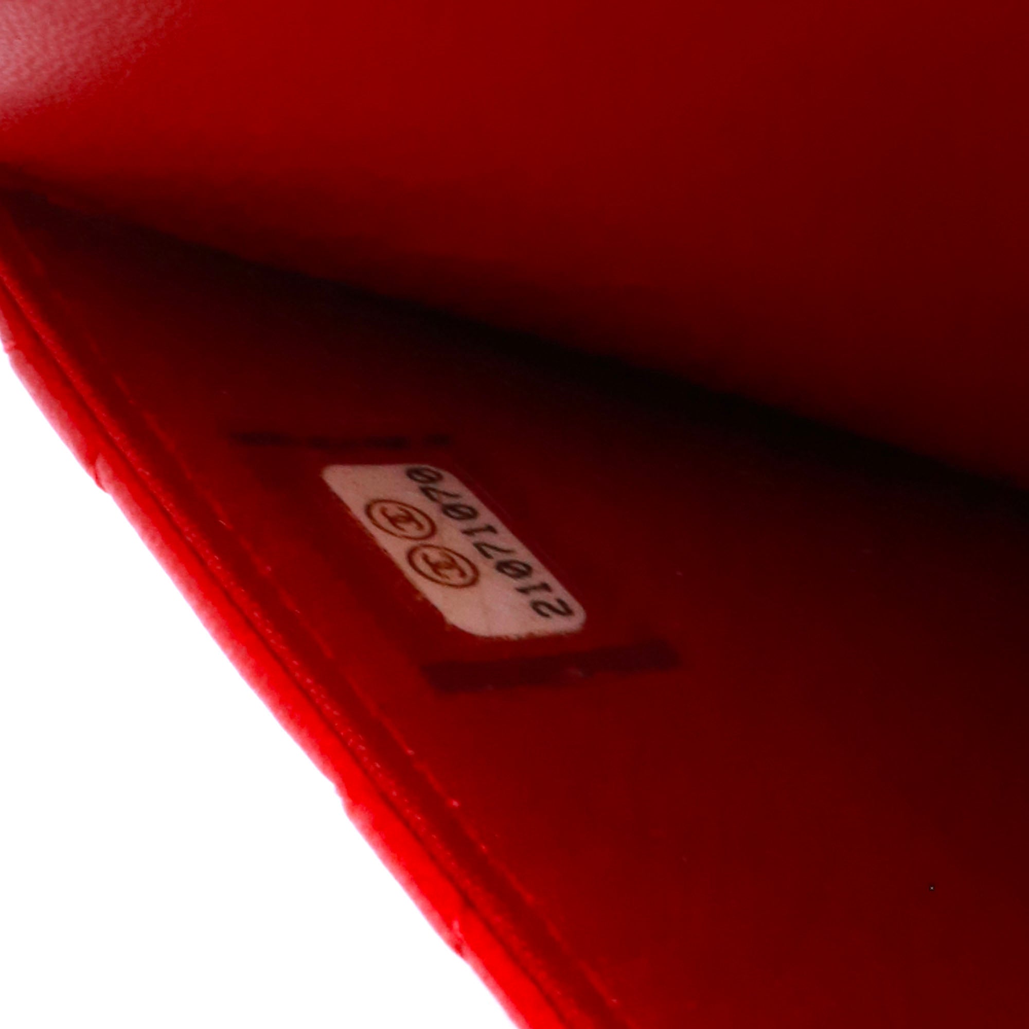 CHANEL - Sac à bandoulière Wallet On Chain Boy Chanel en cuir lisse rouge