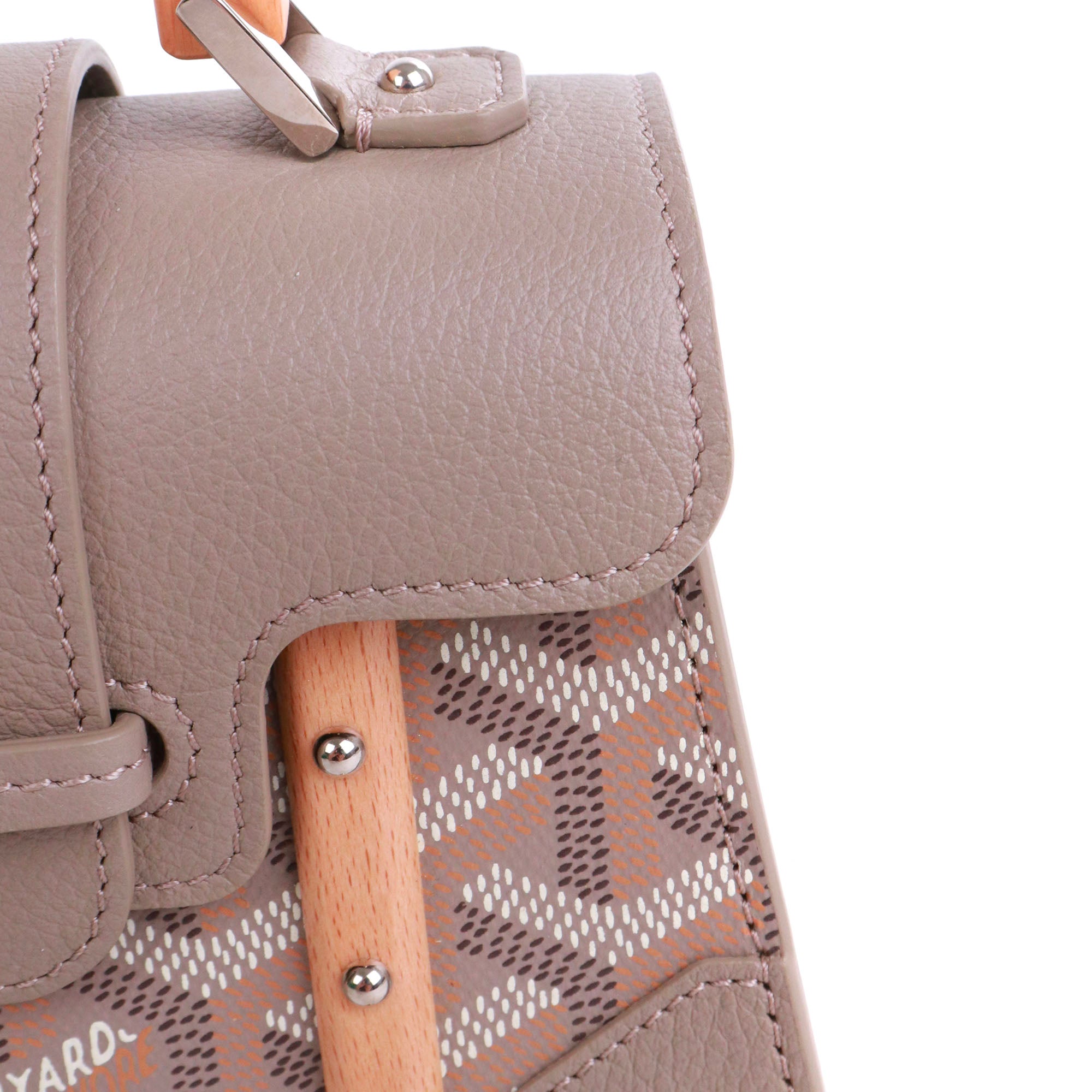 GOYARD - Sac à bandoulière Saïgon nano Goyard en cuir gris