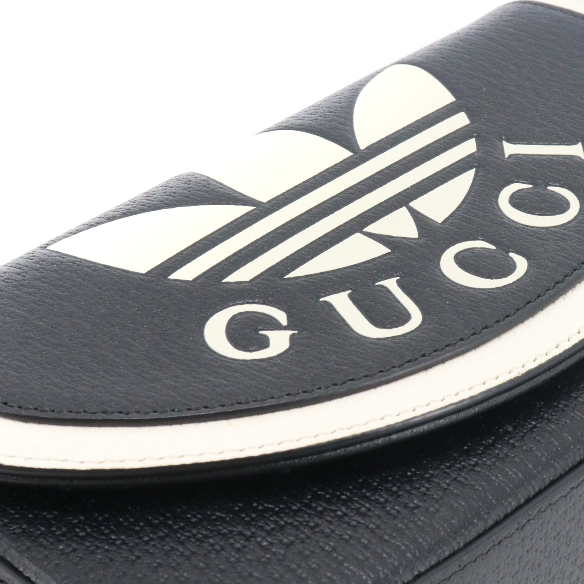 GUCCI - GG Marmont Small Size shoulder bag in black leather