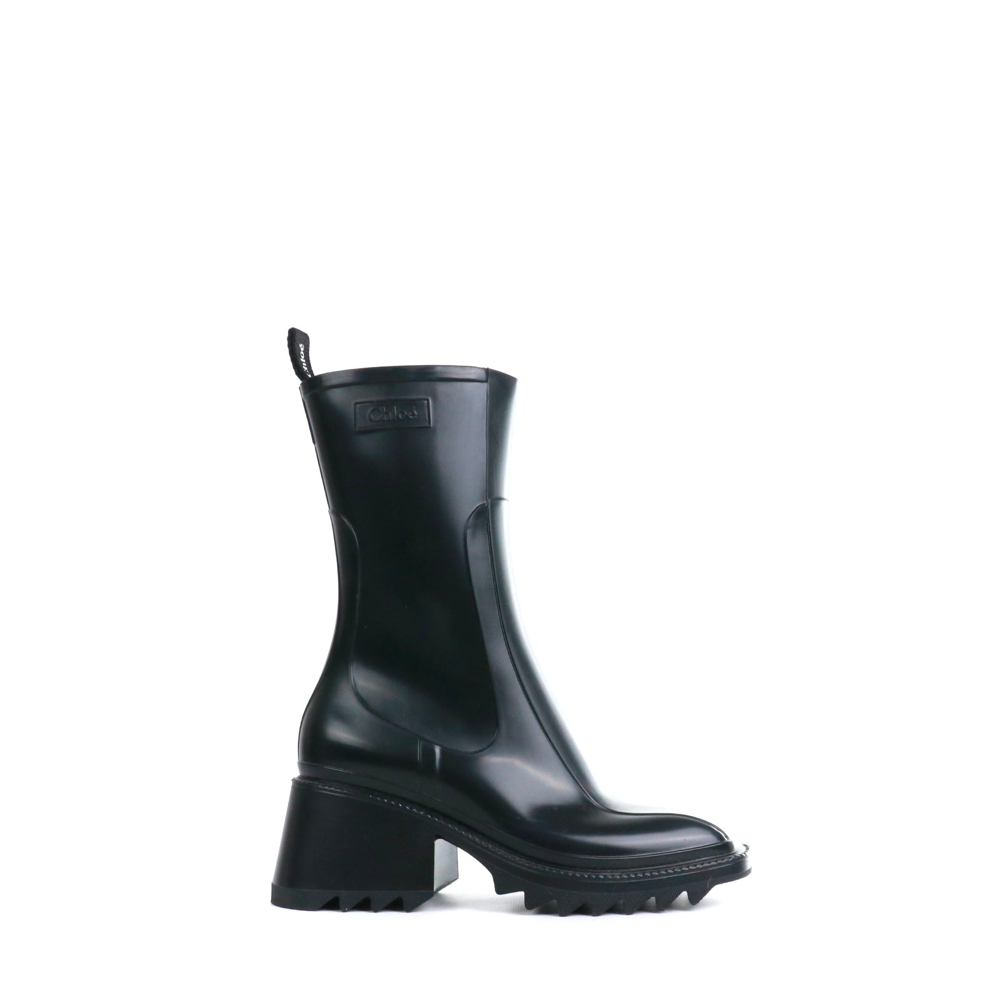 CHLOÉ - C Chloé ankle boots in crocodile-embossed leather (T38.5)