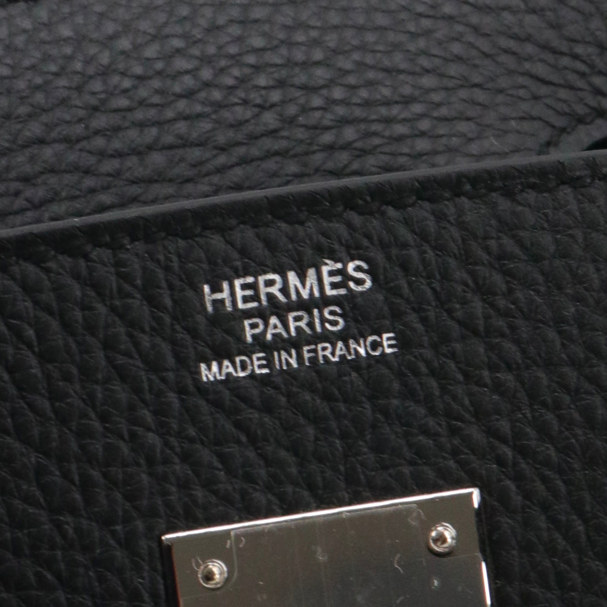 HERMÈS - Birkin 35 handbag in black togo leather 