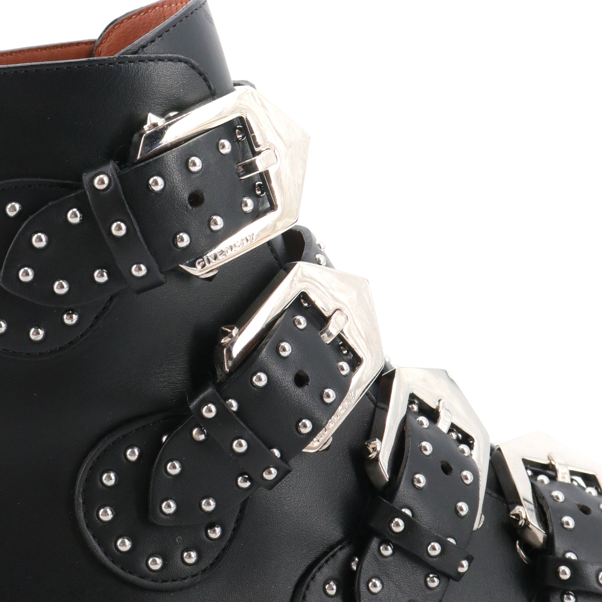 GIVENCHY - Bottines à boucles ornées de clous Givenchy en cuir noir (T37)