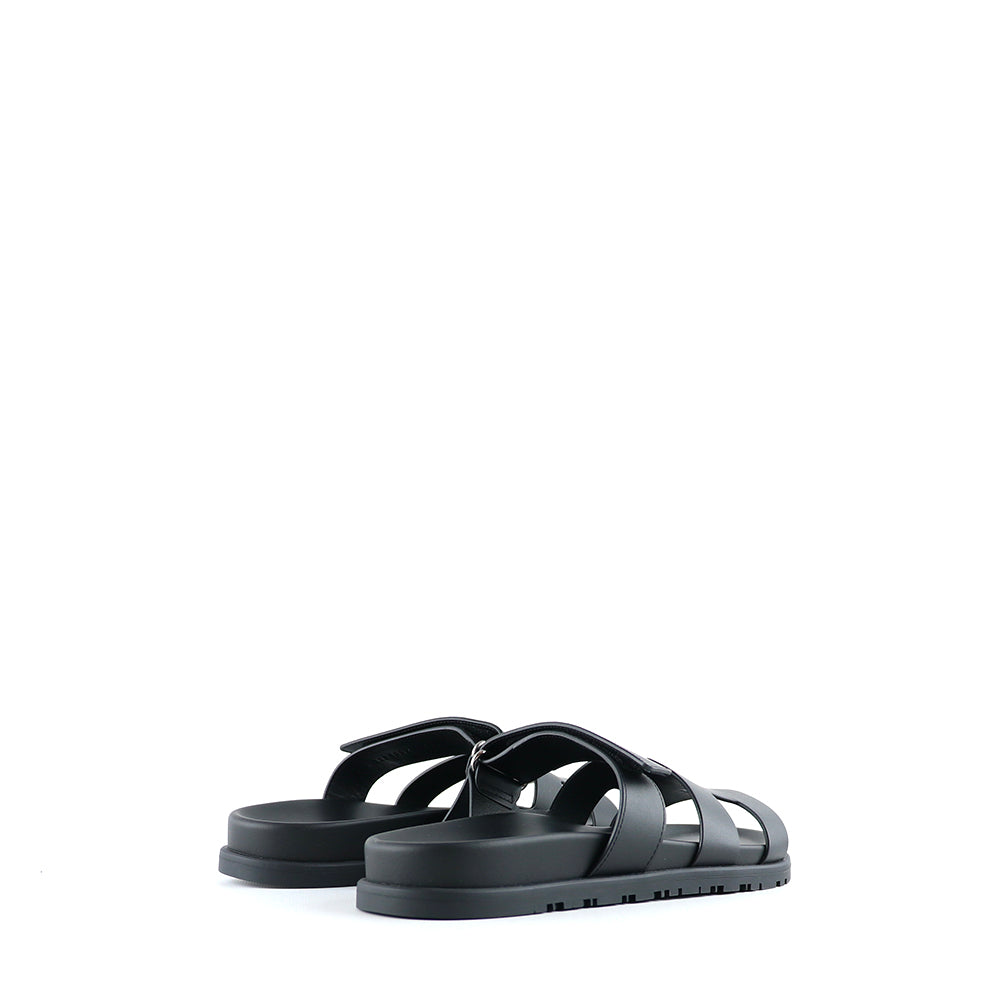 HERMÈS - Sandales Chypre en cuir lisse noir (T39)