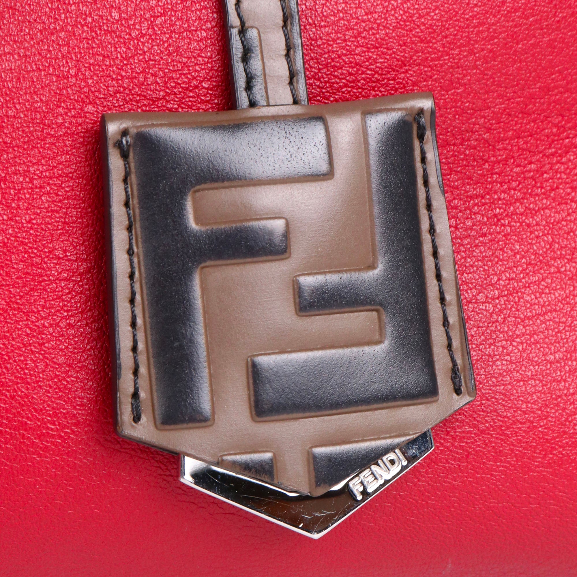 FENDI - By The Way shoulder bag in gray leather