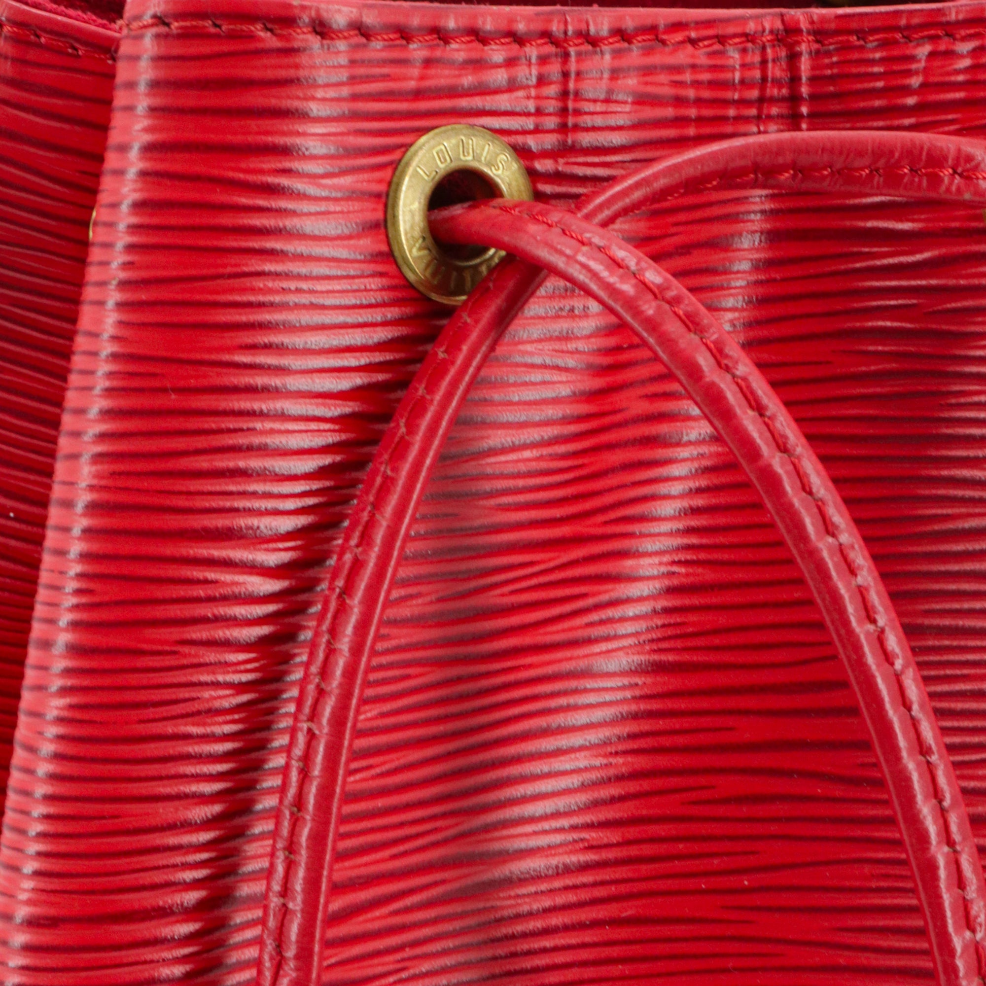LOUIS VUITTON - NéoNoé shoulder bag in monogram canvas and poppy red leather