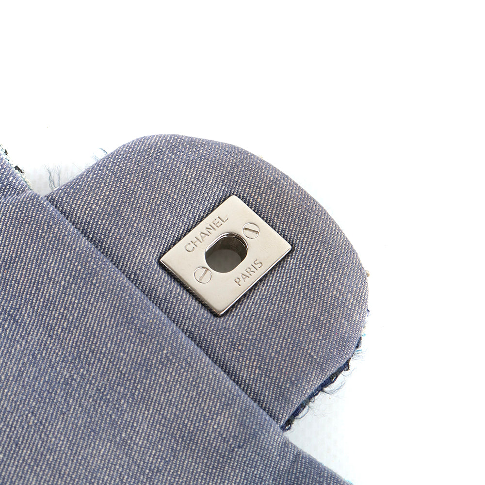CHANEL - Sac à bandoulière Timeless Jumbo Denim Patchwork