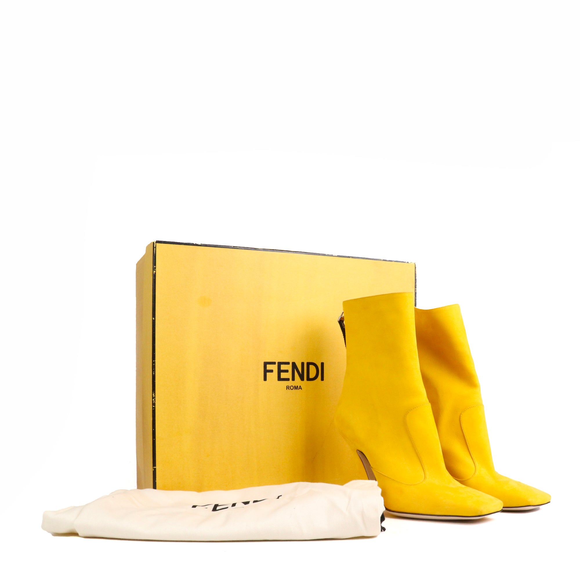 FENDI - Bottines à talon FFreedom Fendi en suède jaune (T37)