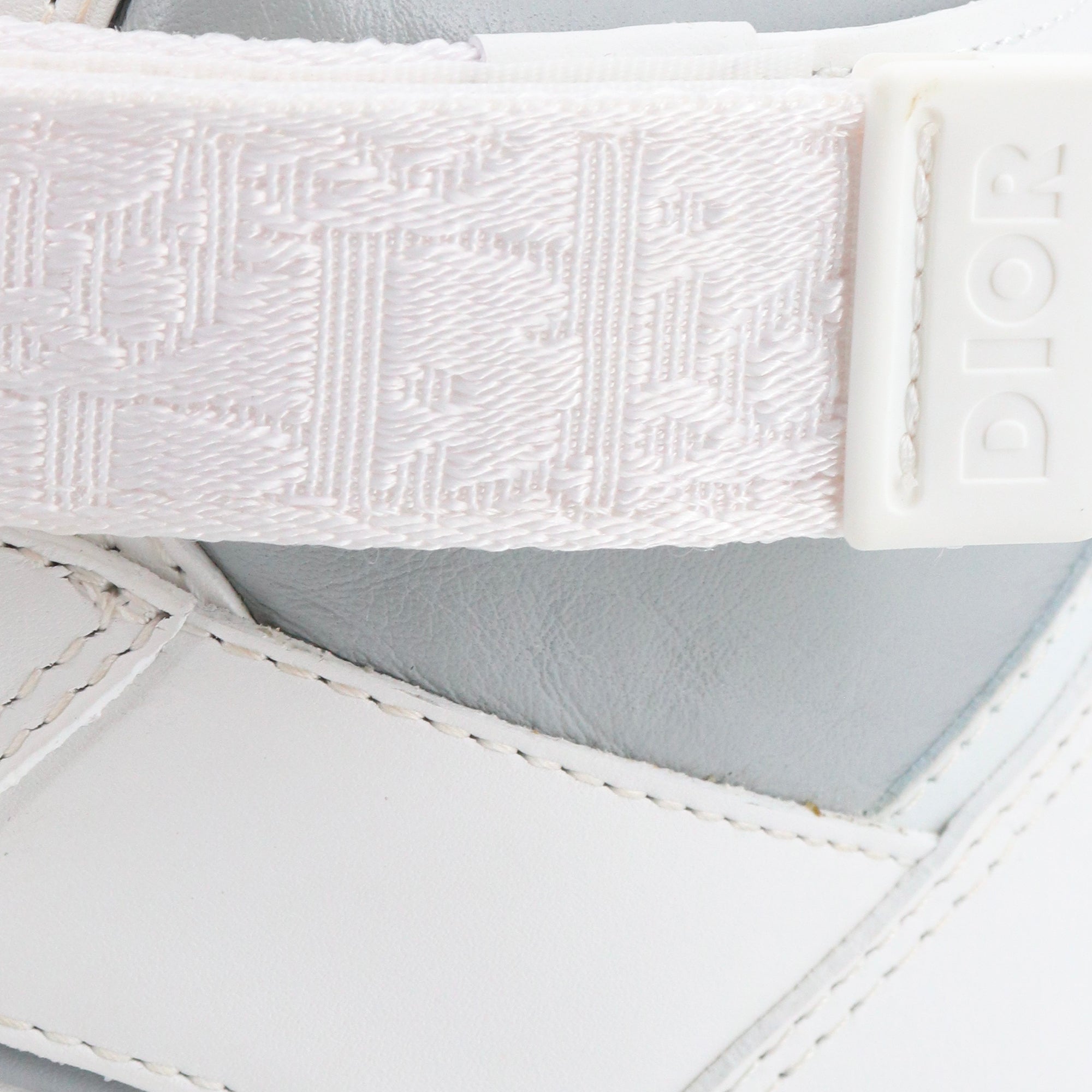 DIOR - Sneakers B27 Mid Dior en cuir blanc et gris (T44)