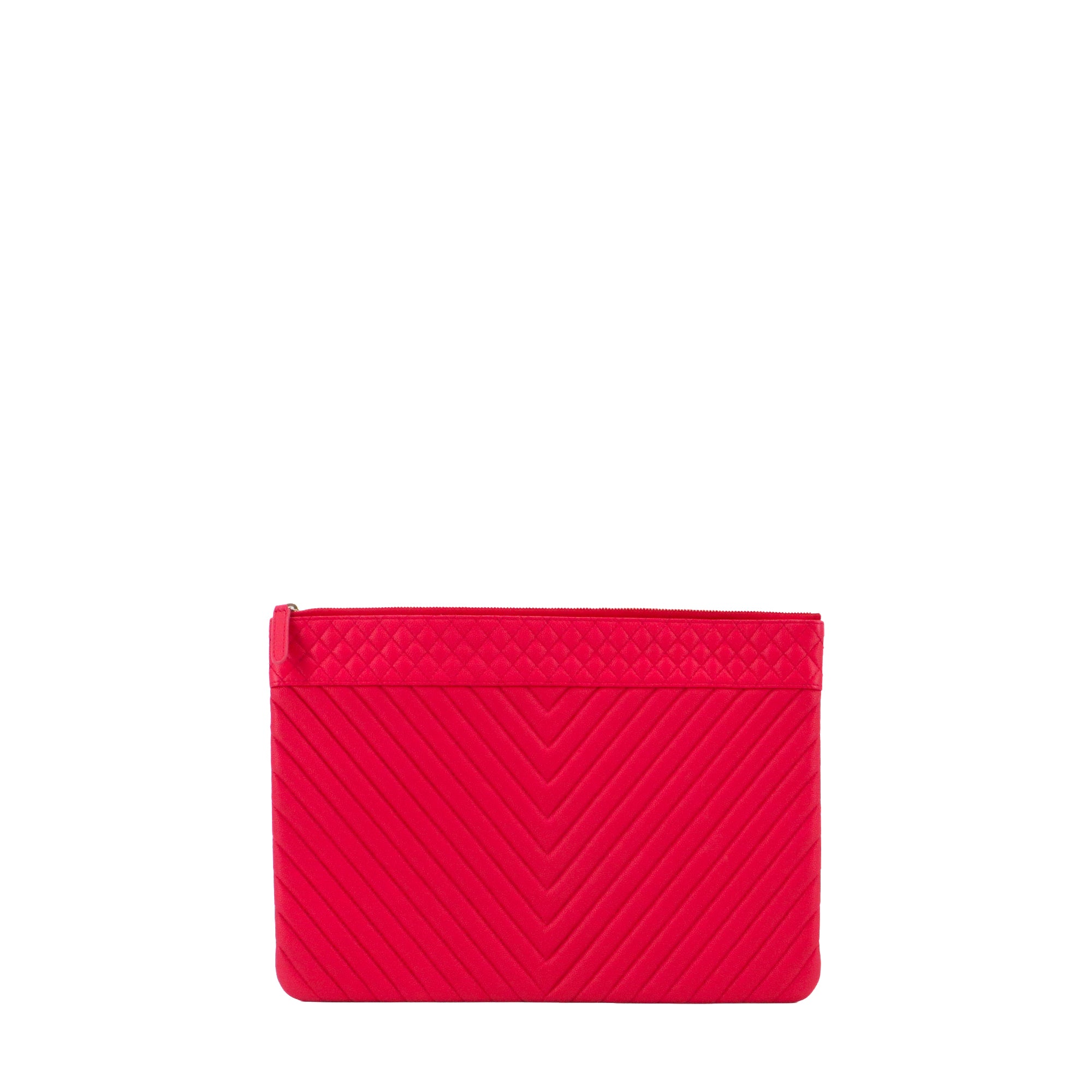 CHANEL - Pochette Chanel en cuir caviar chevron rouge