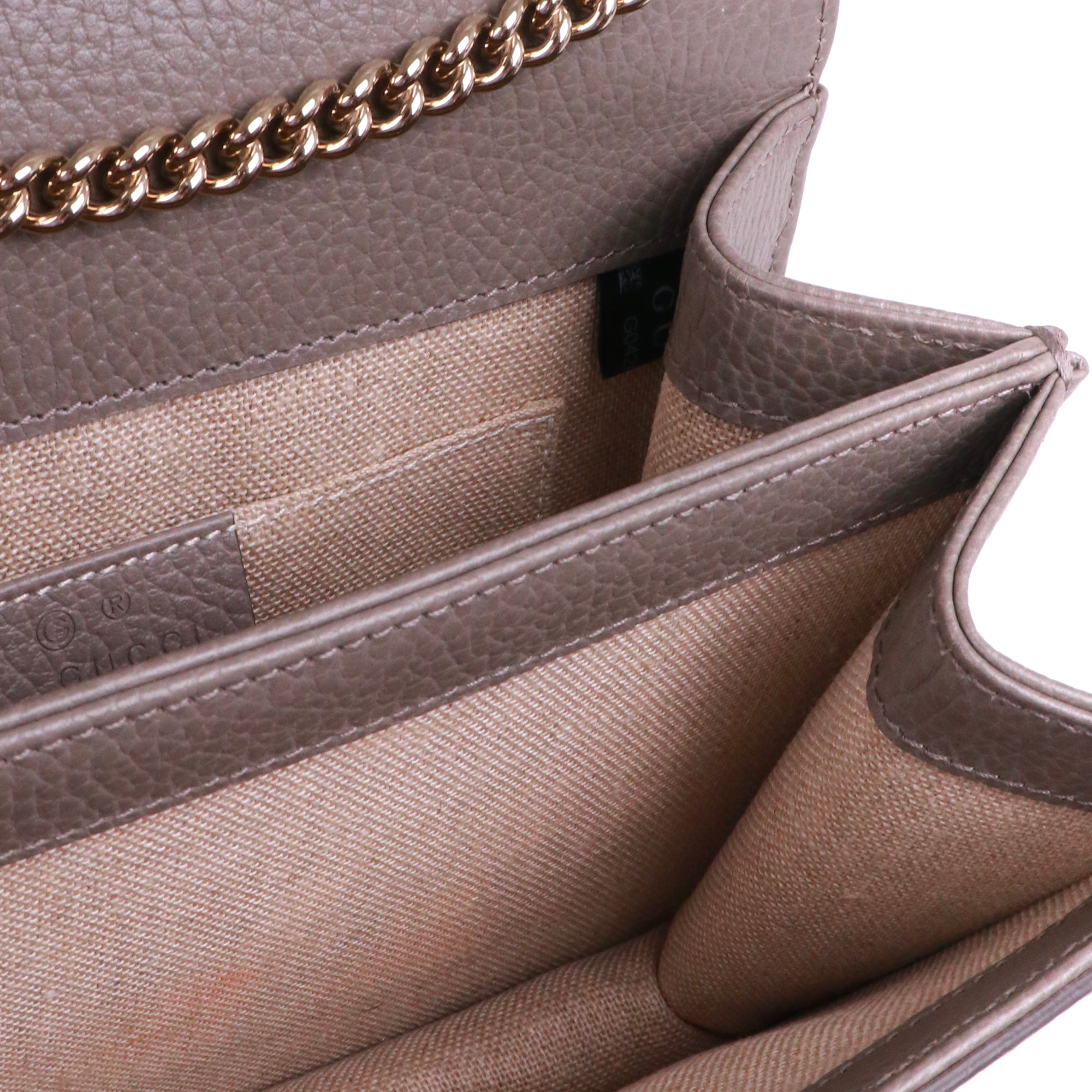 GUCCI - Interlocking shoulder bag in red grained leather