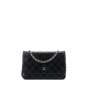 CHANEL - Sac Wallet On Chain Timeless en cuir verni noir