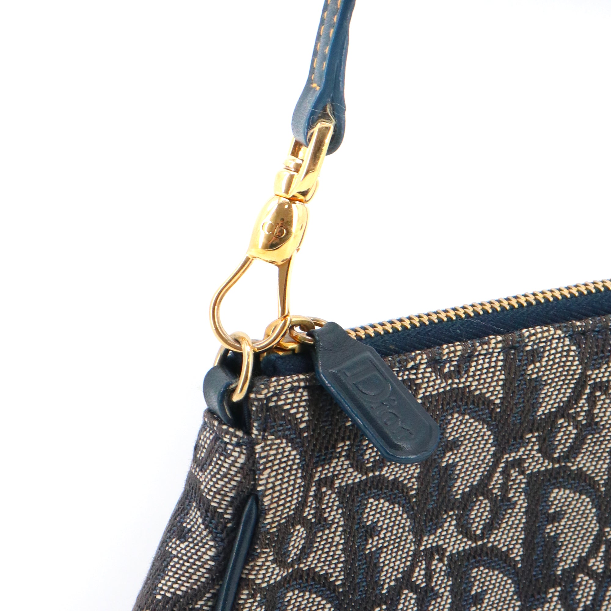 DIOR - Sac à épaule Saddle small Dior en toile monogrammée vintage