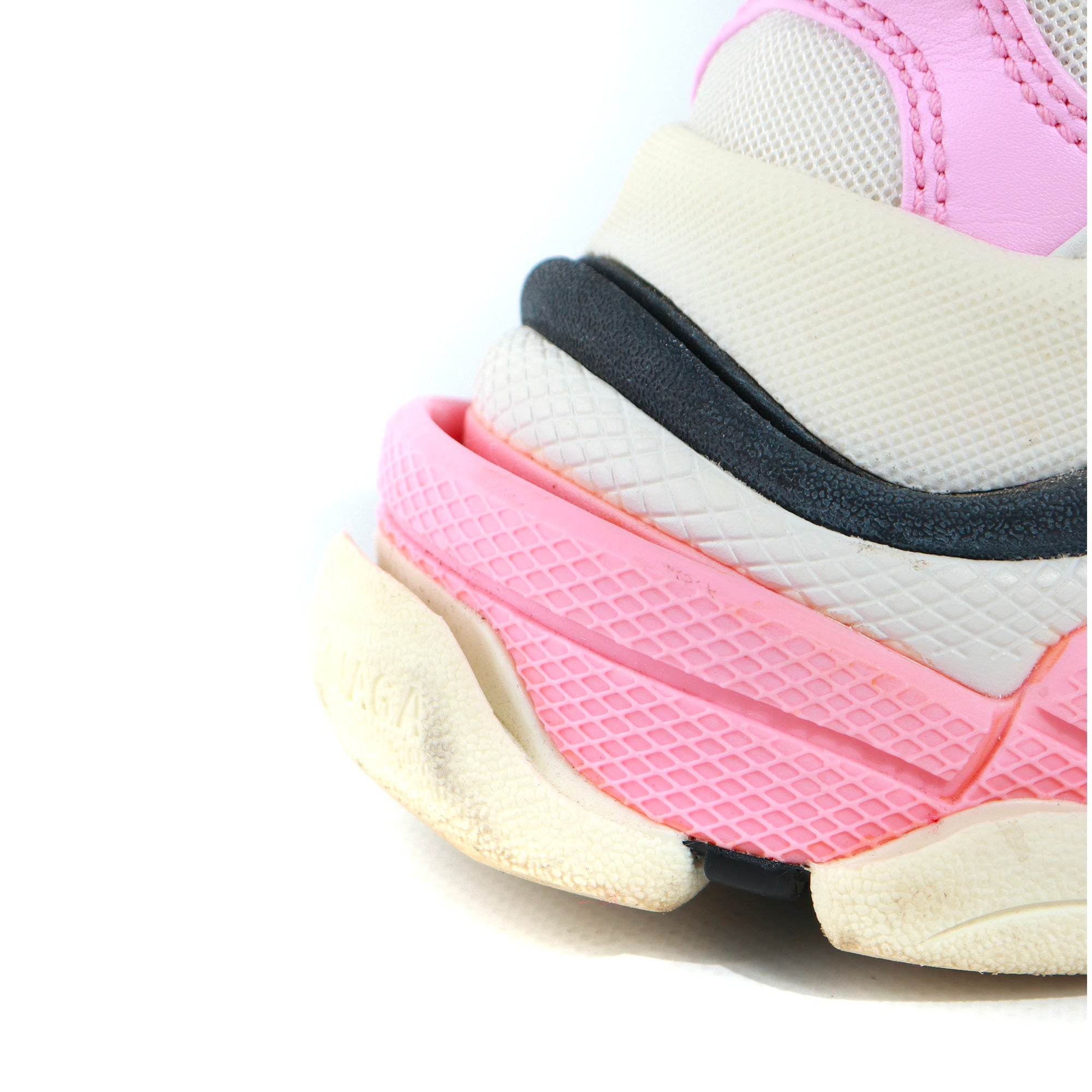 BALENCIAGA - White and pink Triple S sneakers (T37)
