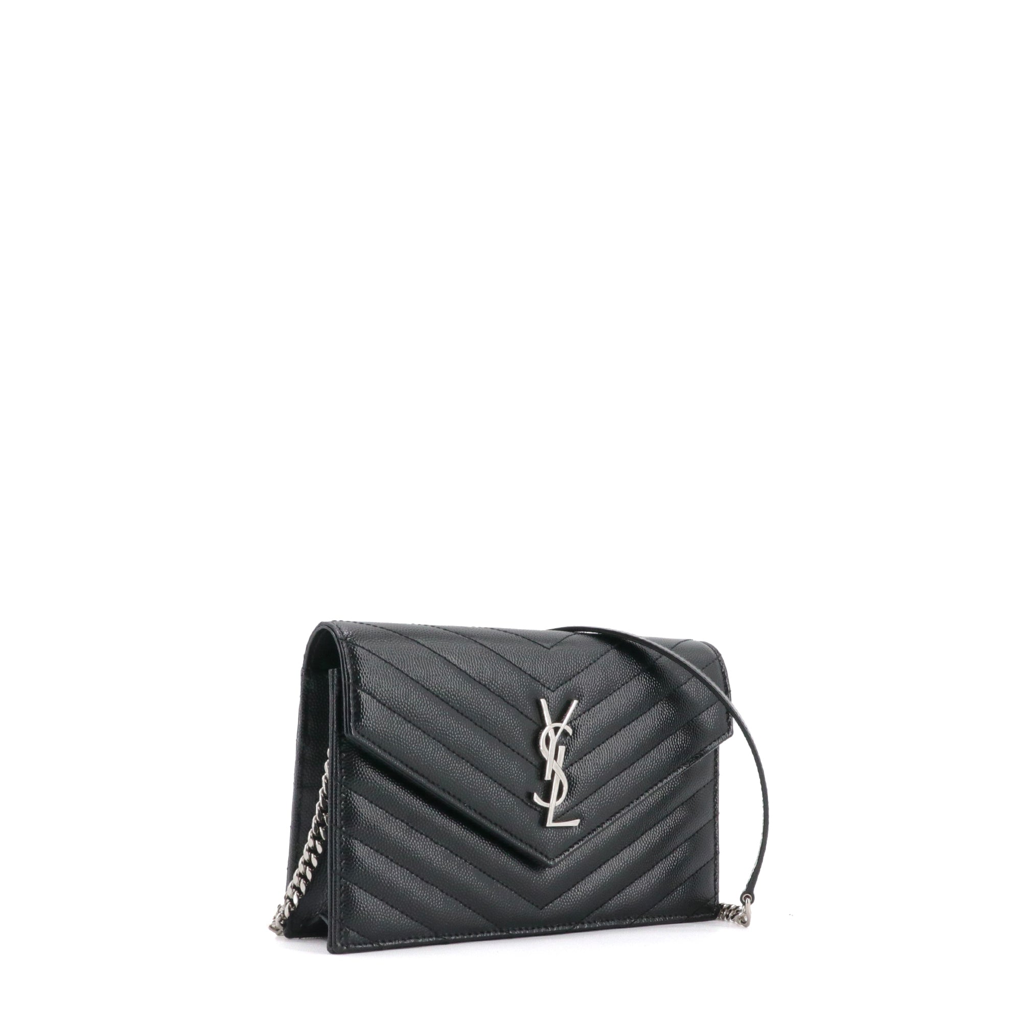 SAINT LAURENT - Sac à bandoulière Wallet on chain Cassandre Saint Laurent cuir grainé chevron noir