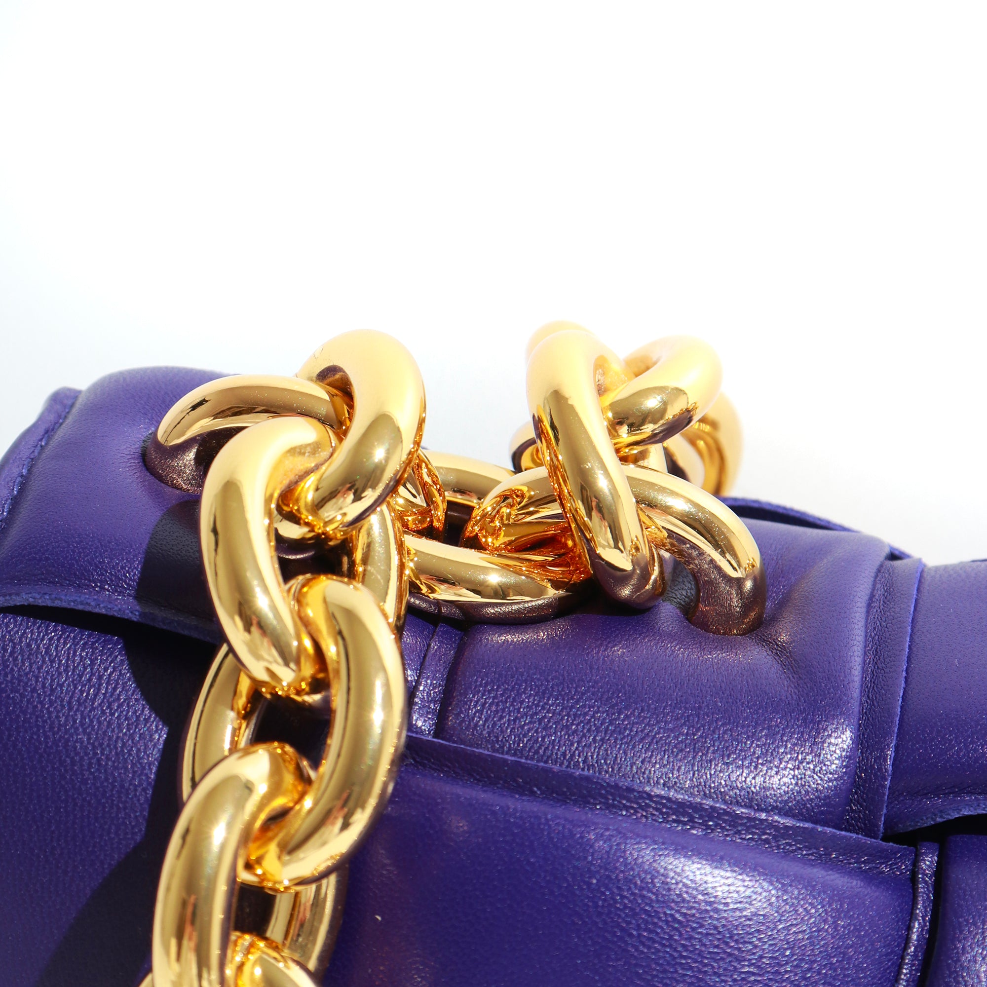 BOTTEGA VENETA - Sac à bandoulière Chain Cassette en cuir violet