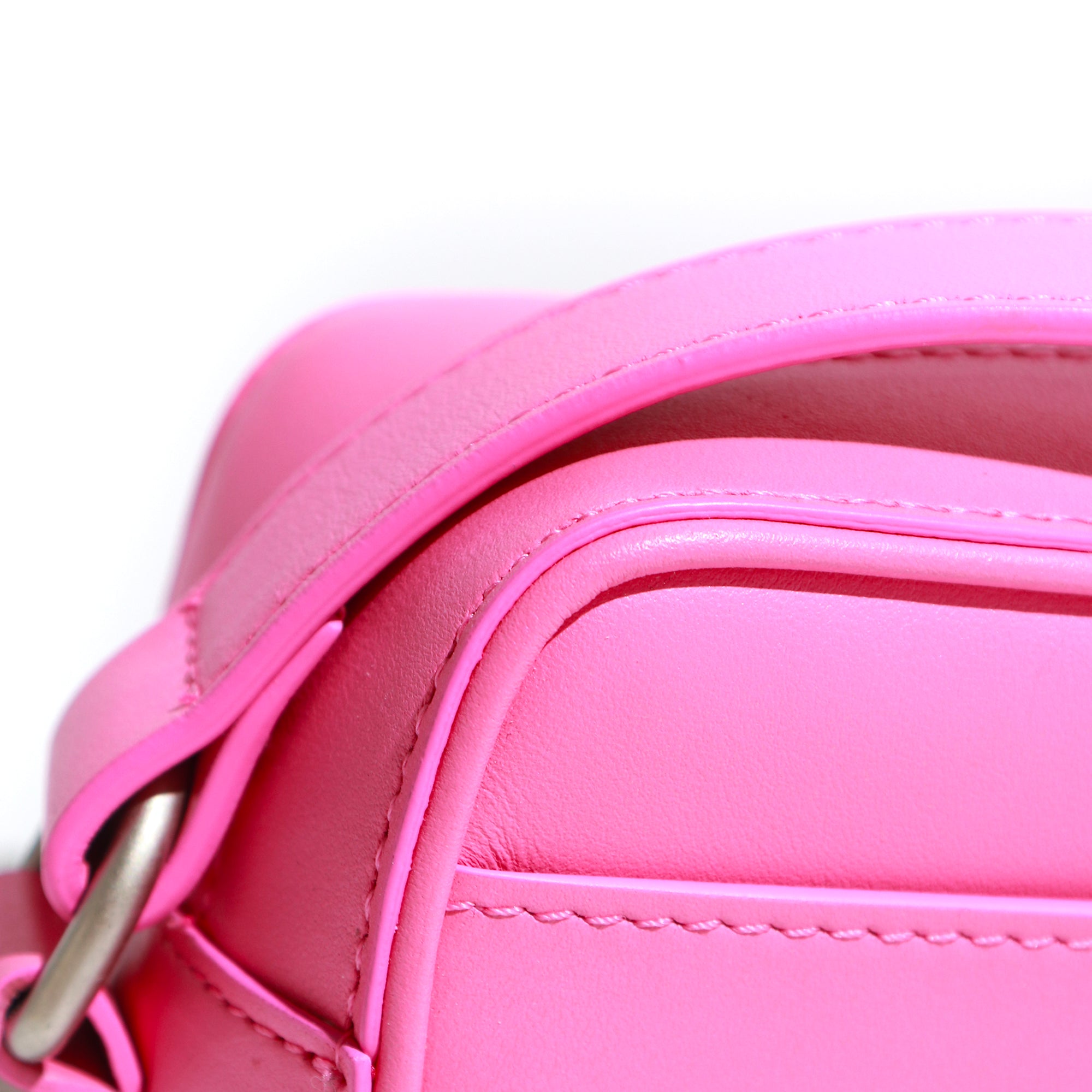 JACQUEMUS - Le Baneto shoulder bag in pink leather