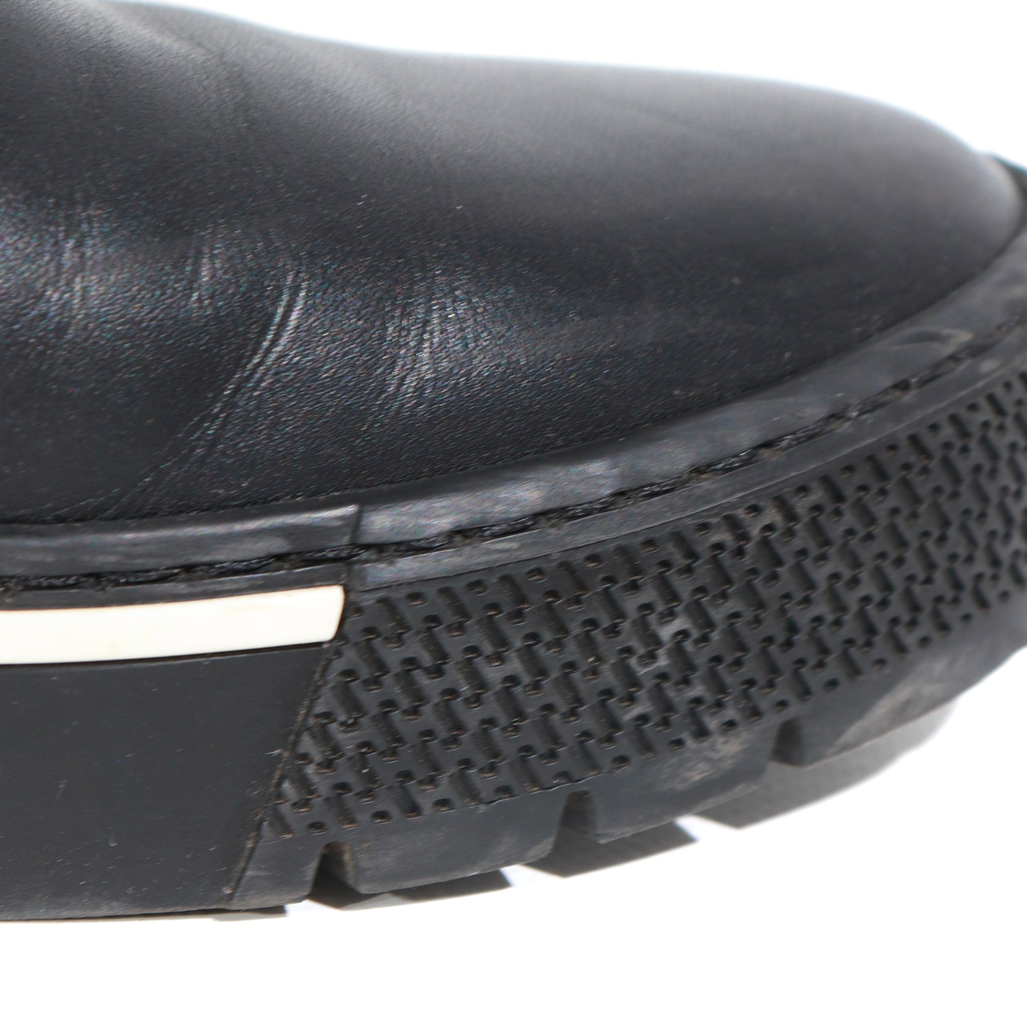 HERMÈS - Black leather sneakers (T42)