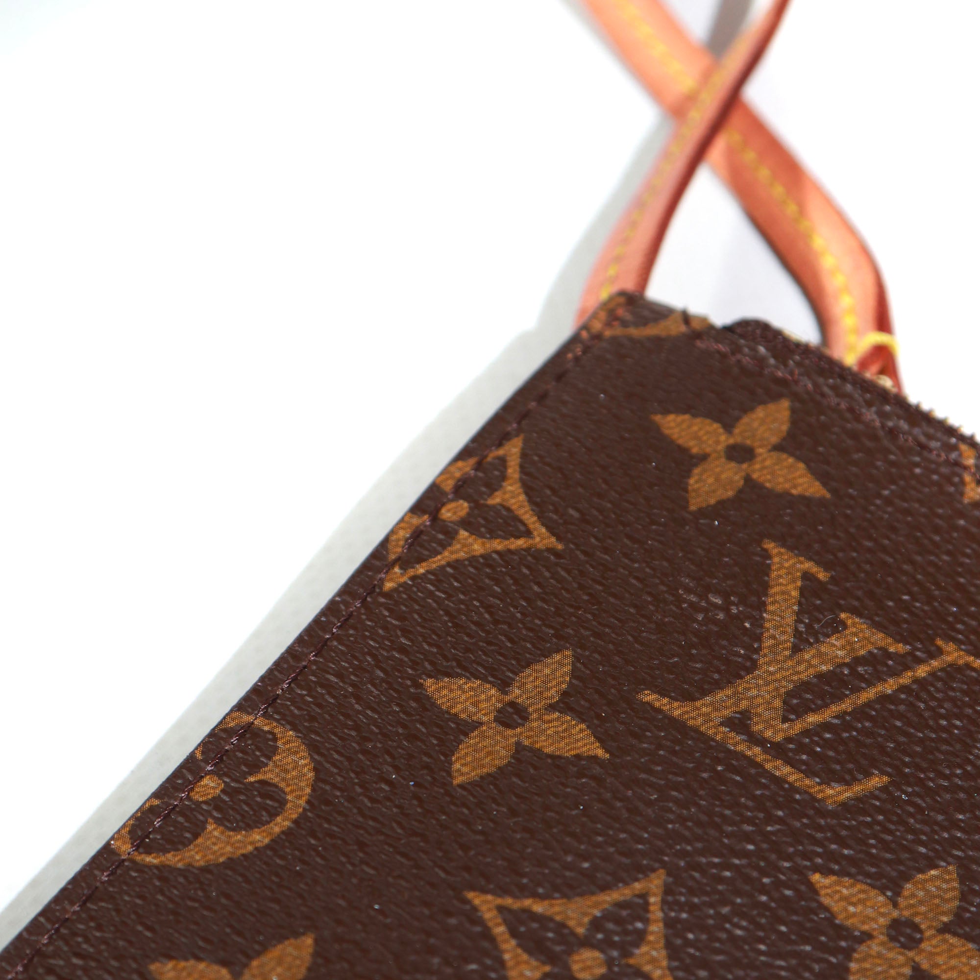 LOUIS VUITTON - Pochette en toile monogrammée