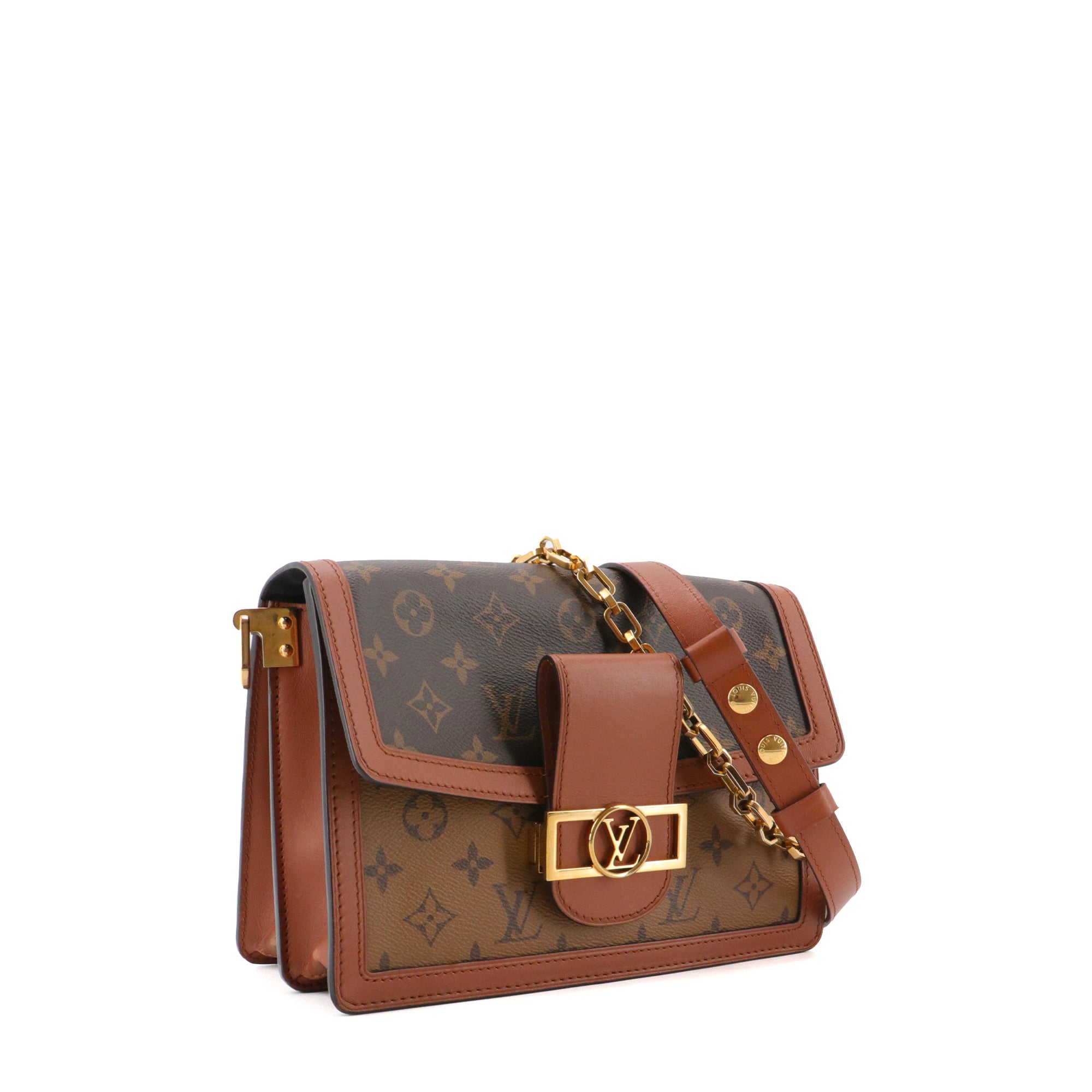 LOUIS VUITTON - Louis Vuitton Dauphine MM shoulder bag in monogrammed canvas and leather