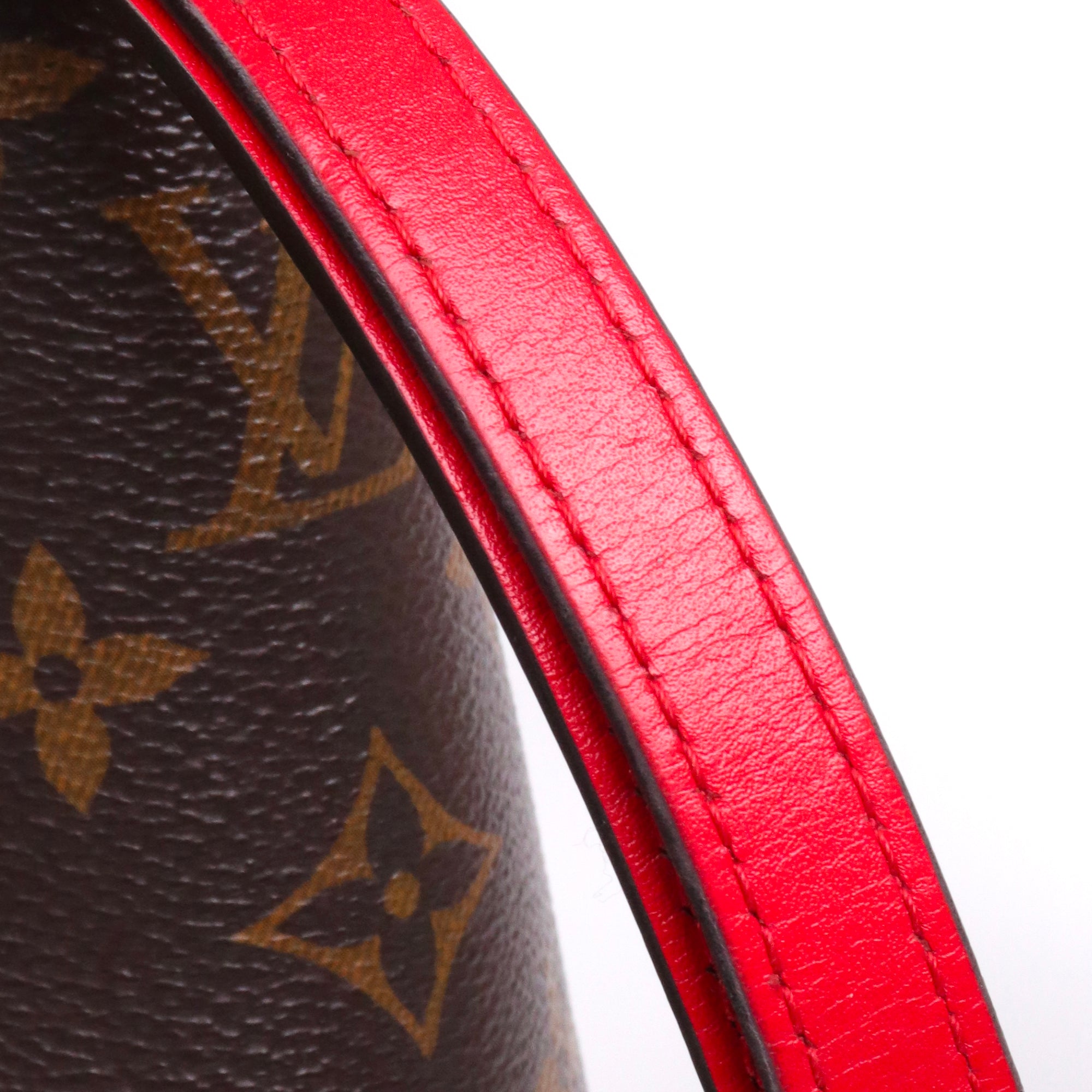 LOUIS VUITTON - Louis Vuitton NéoNoé MM shoulder bag in monogram canvas and poppy red leather