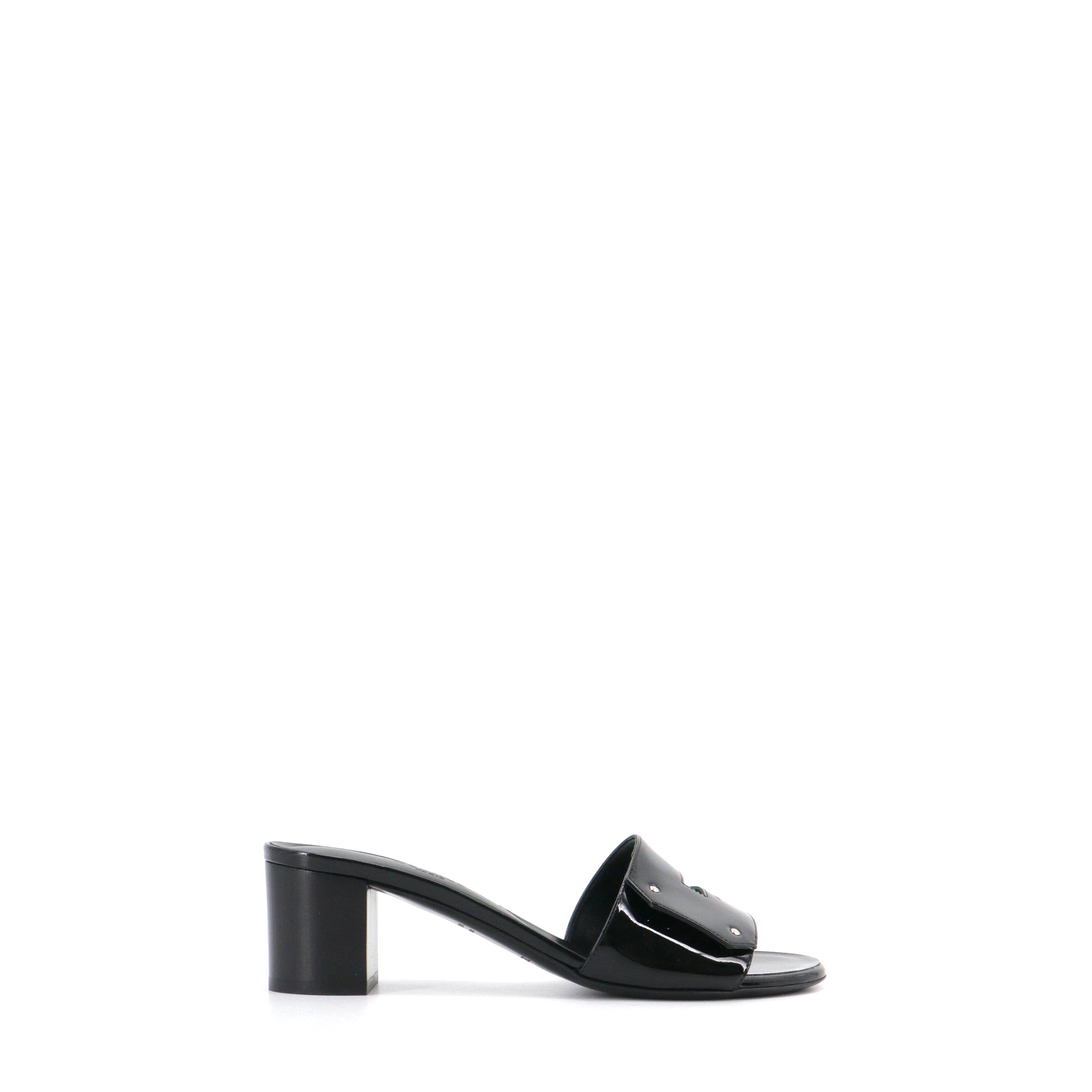 HERMÈS - View Hermès heeled sandals in black patent leather (T37)