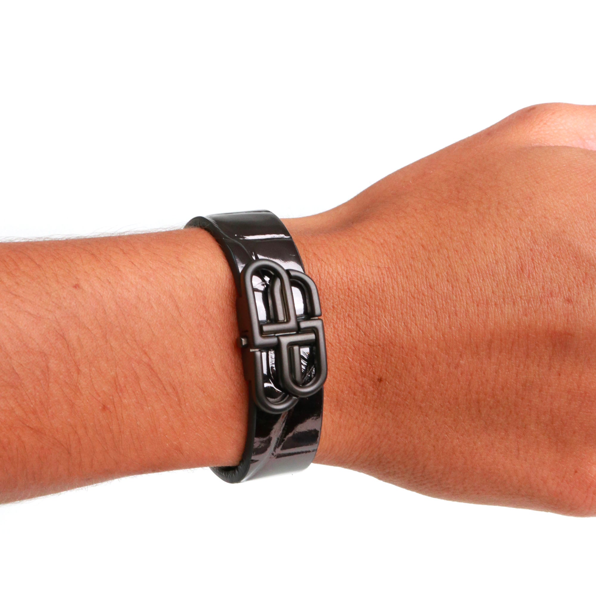 BALENCIAGA - Balenciaga croc-embossed BB bracelet in black patent leather 