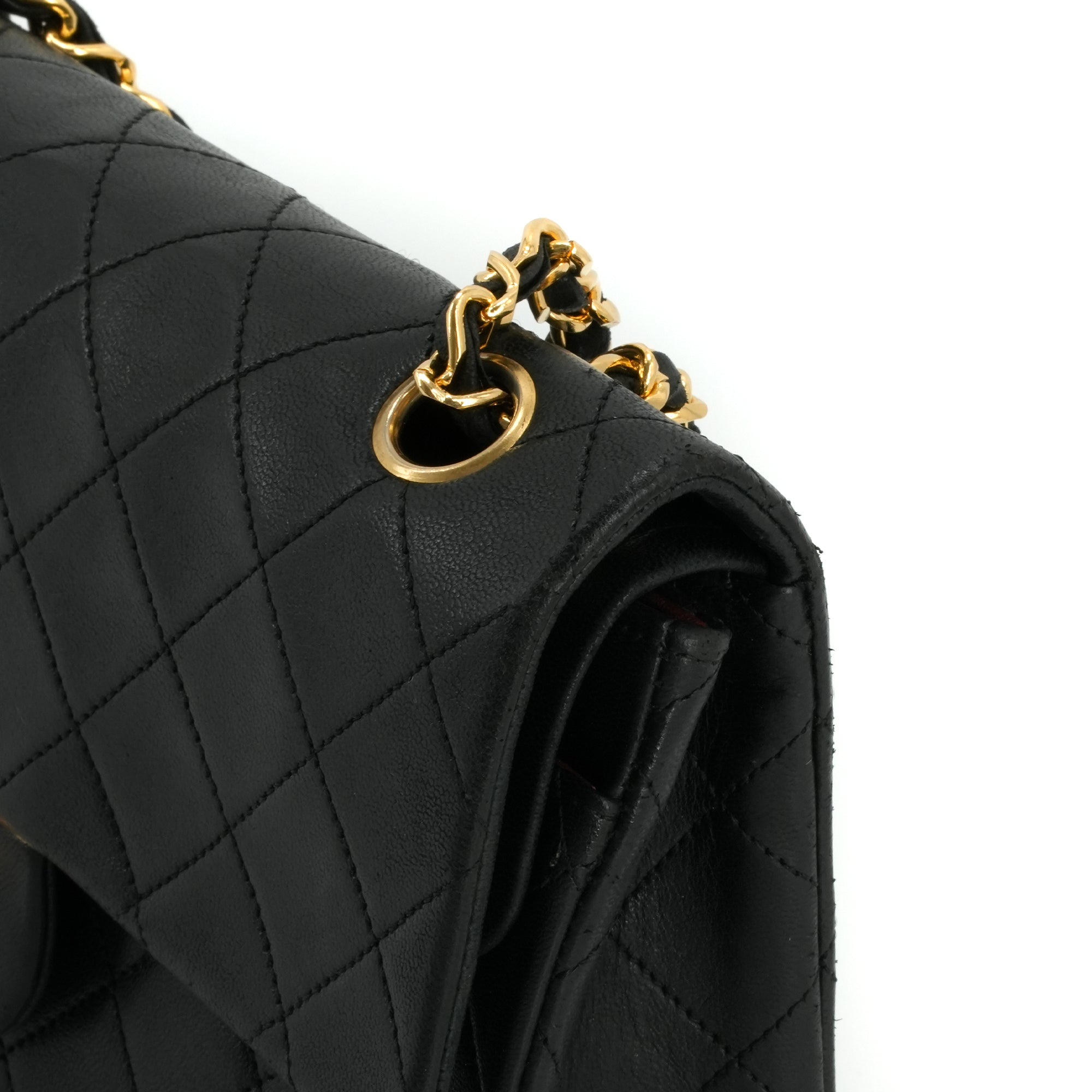 CHANEL - Sac à main Classique/Timeless small Chanel en cuir matelassé noir vintage