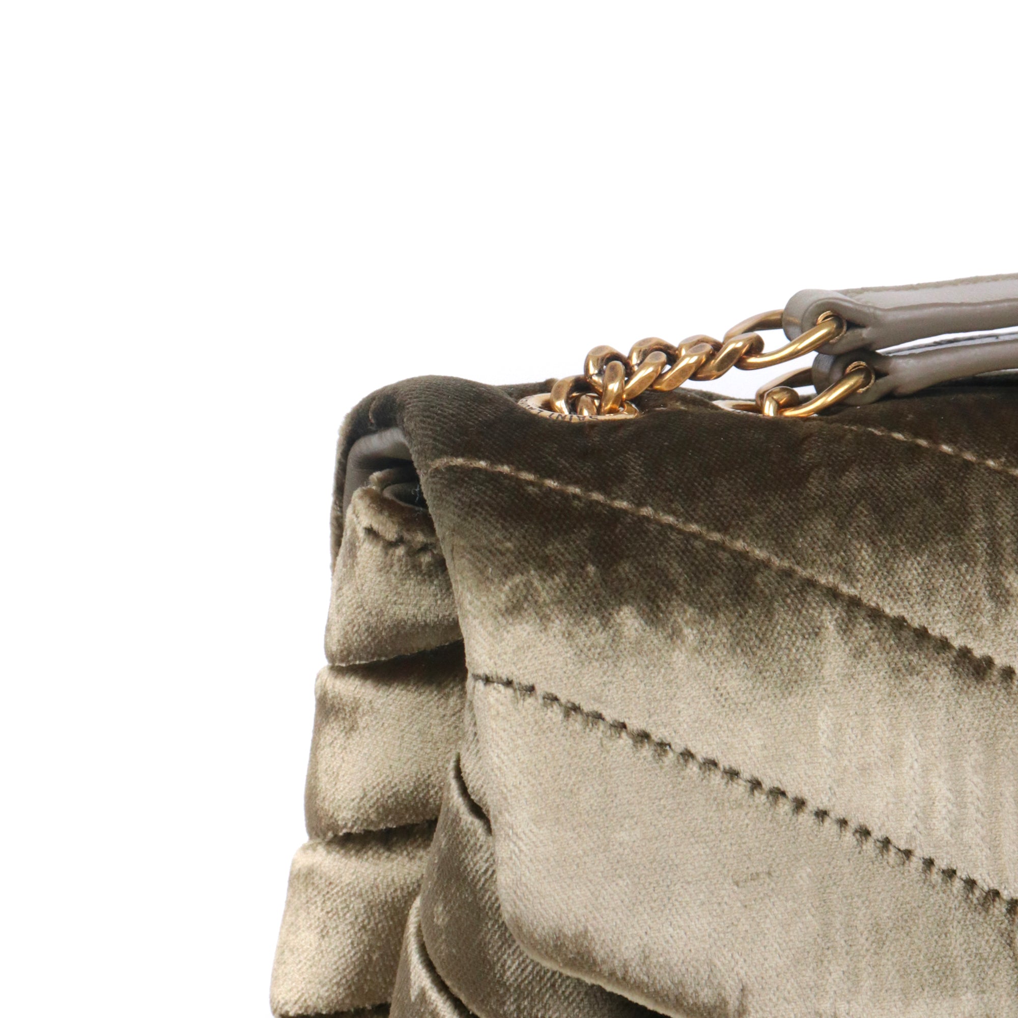 SAINT LAURENT - Saint Laurent Loulou small shoulder bag in black quilted leather