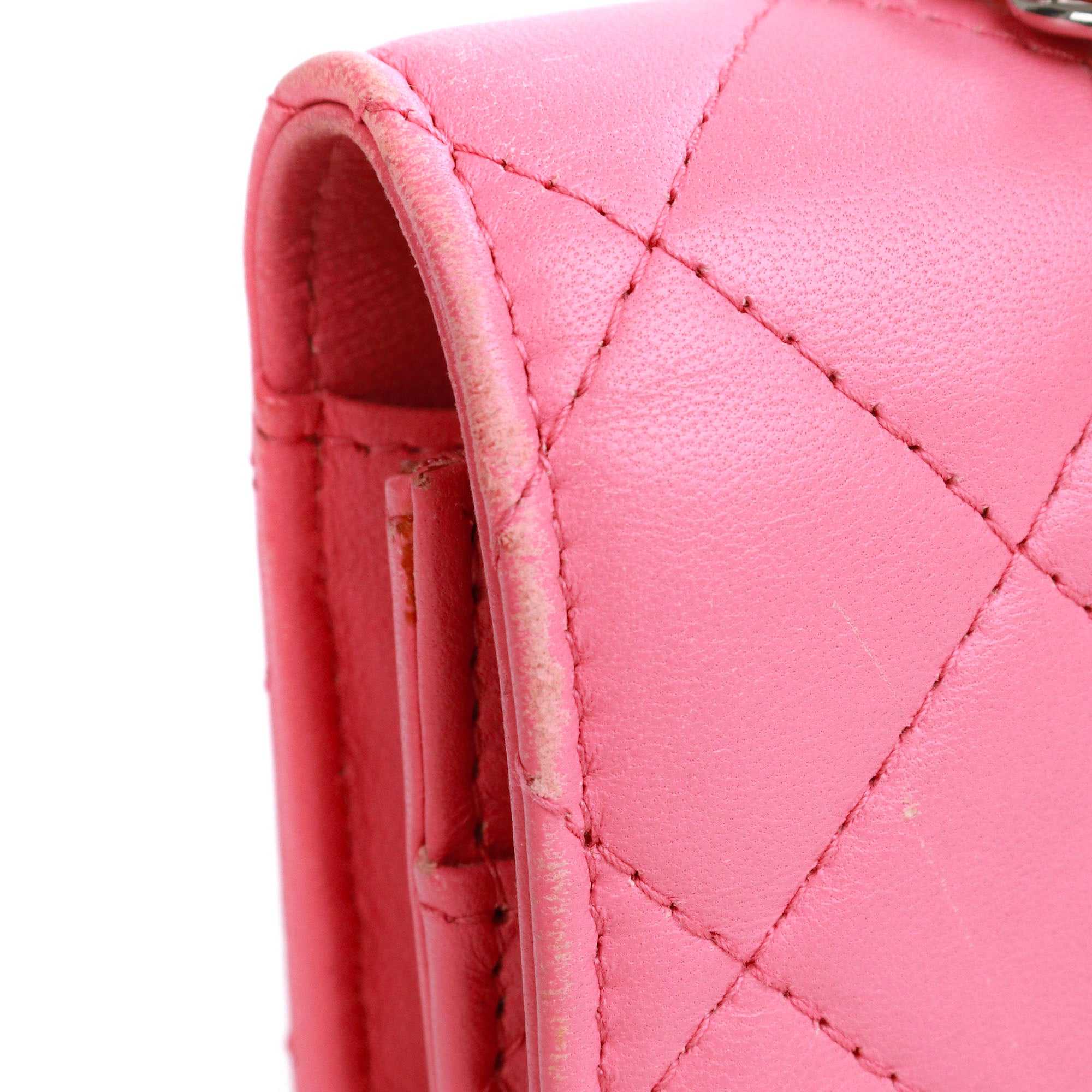 CHANEL - Sac Wallet On Chain Timeless Chanel en cuir lisse rose