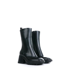 CHLOÉ - C Chloé ankle boots in crocodile-embossed leather (T38.5)