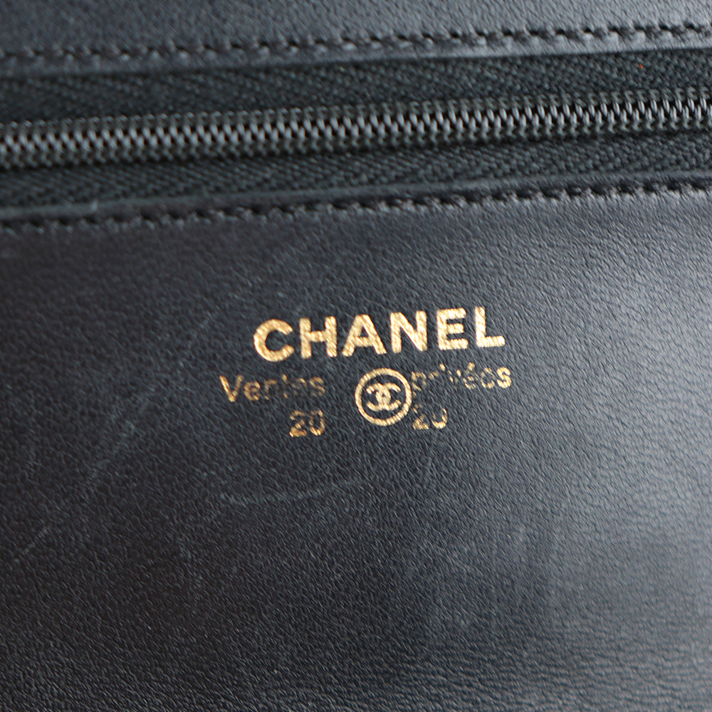 CHANEL - Sac Wallet On Chain Timeless en cuir noir
