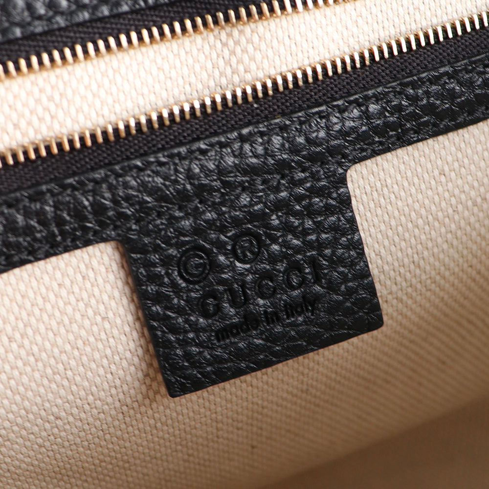 GUCCI - Soho shoulder bag in black grained leather
