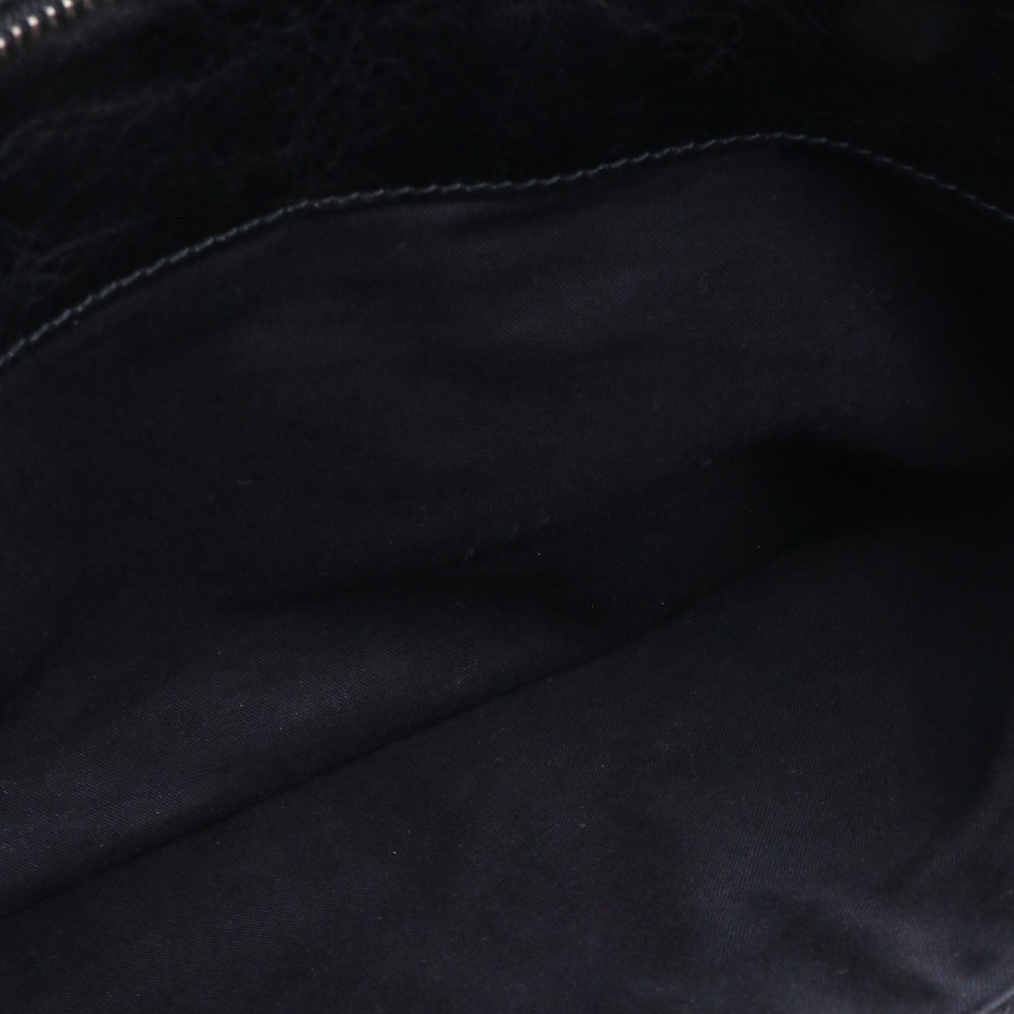 BALENCIAGA - Classic leather clutch