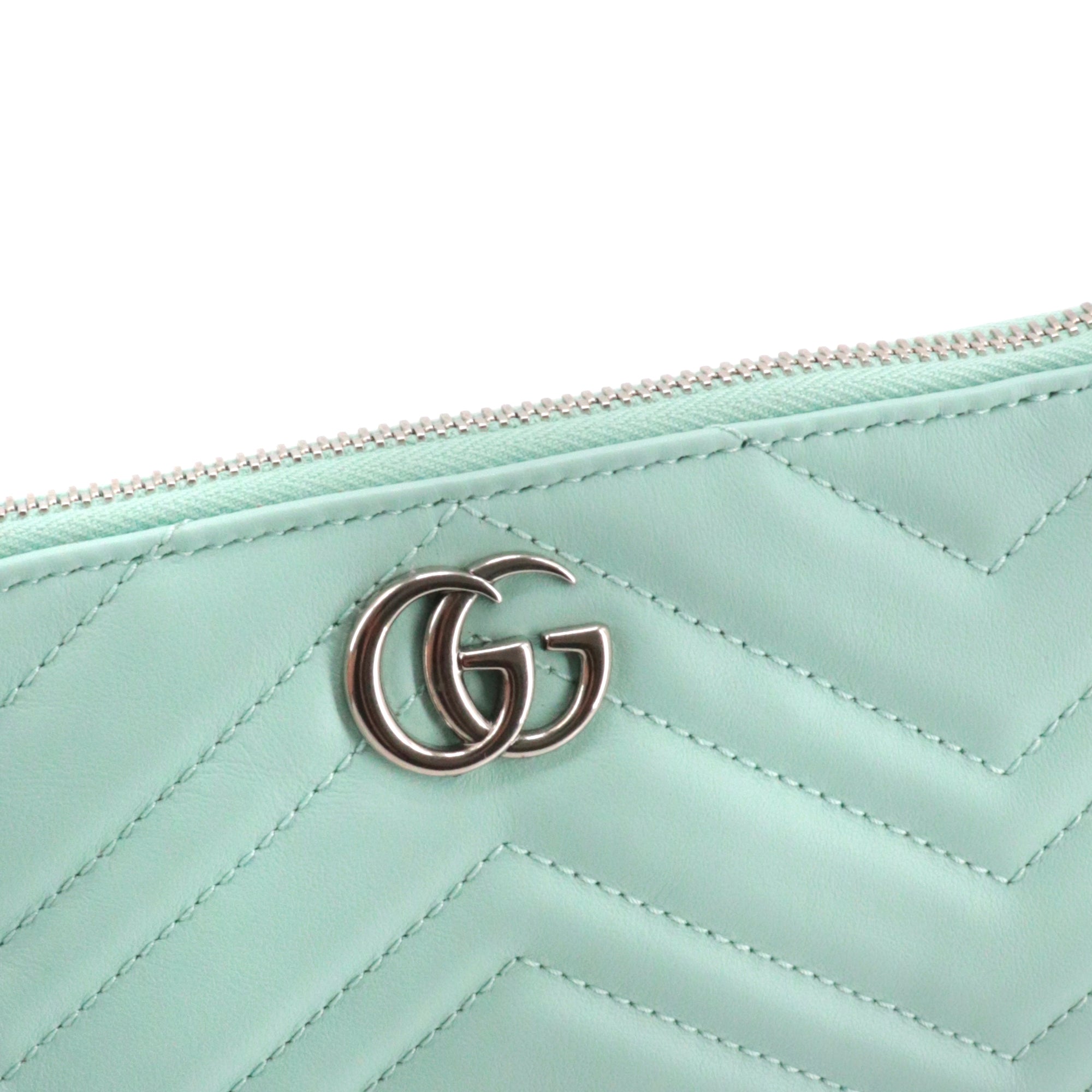 GUCCI - Pochette GG Marmont Gucci en cuir chevron bleu pastel