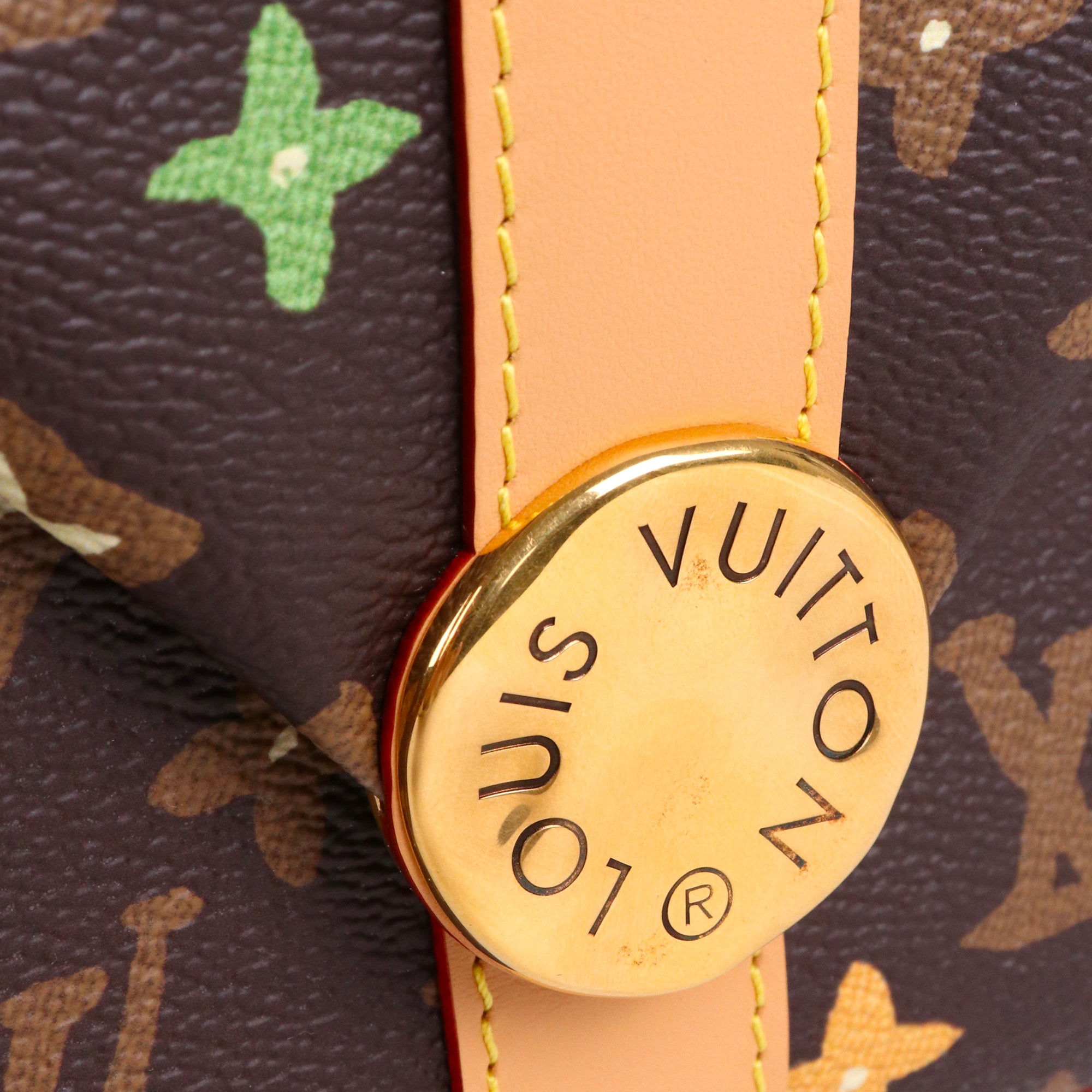 LOUIS VUITTON - Sac à bandoulière Envelope Messenger Louis Vuitton en toile monogrammée marron