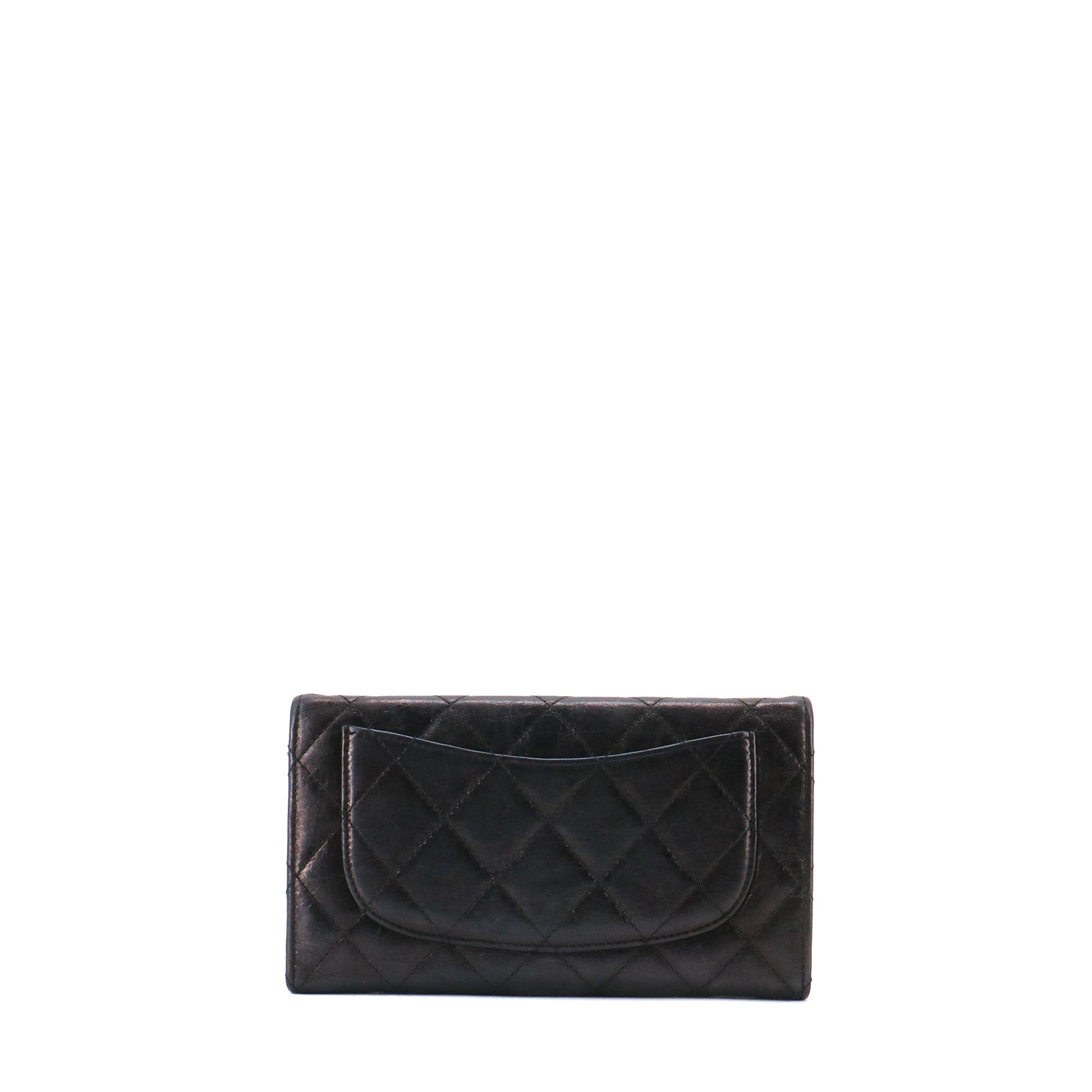 CHANEL - Black quilted leather wallet