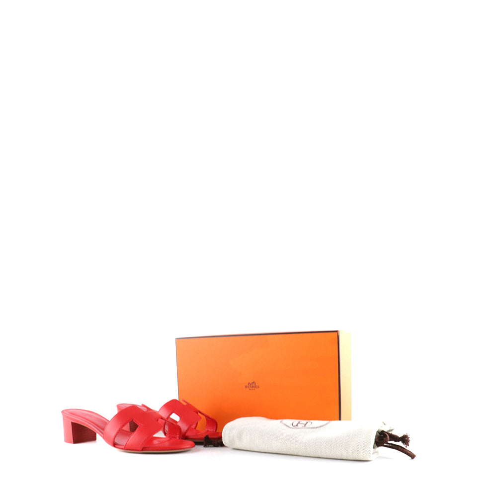 HERMÈS - Oasis sandals in red smooth leather (T37)