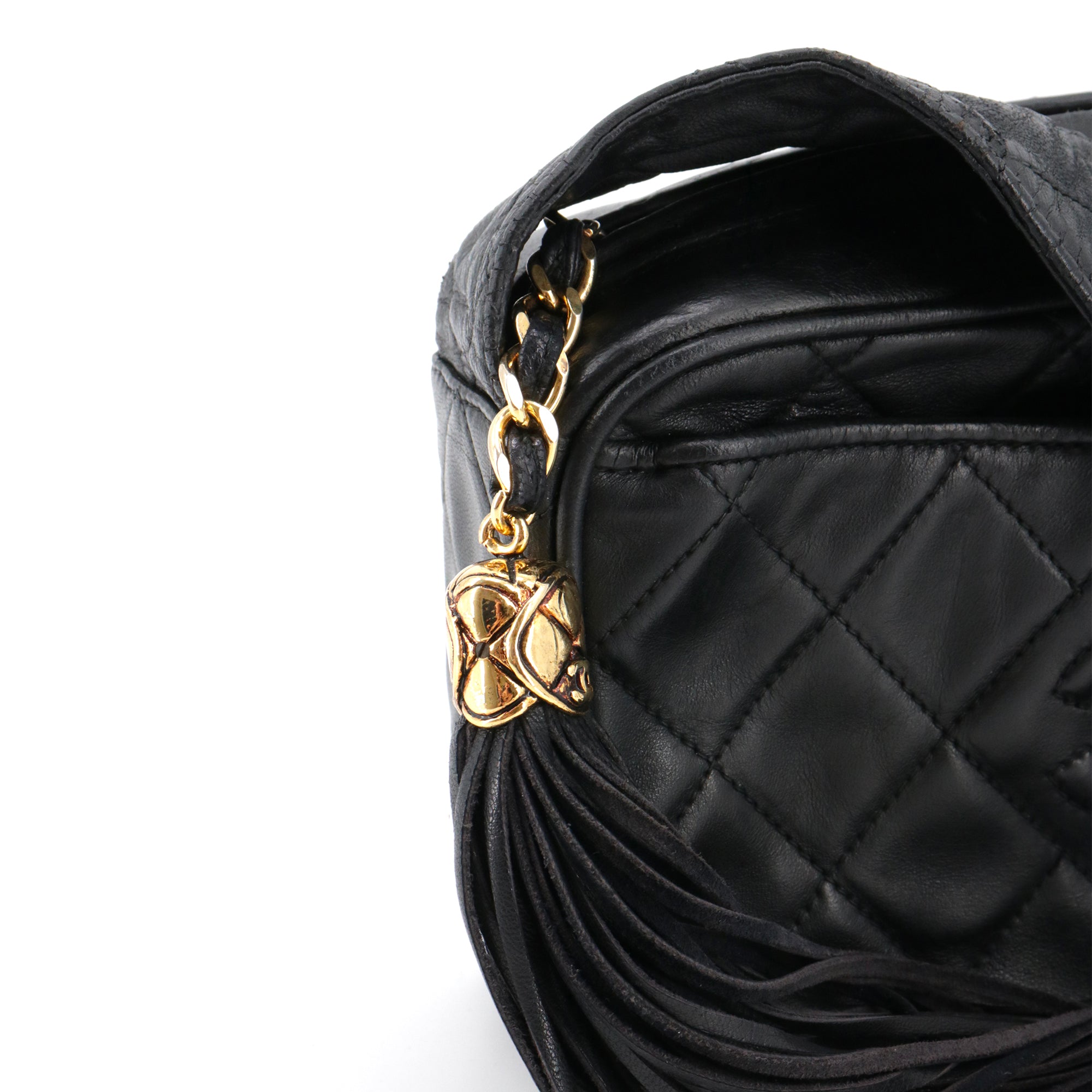 CHANEL - Chanel Vintage Camera Shoulder Bag in Black Leather