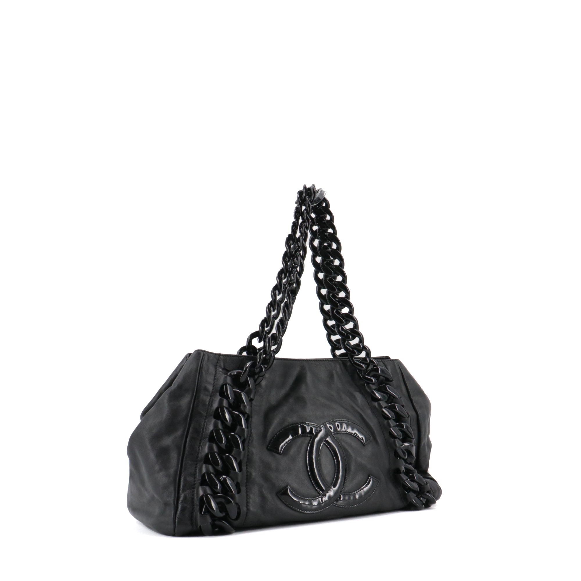 CHANEL - Chanel Rhodoid shoulder bag in black leather