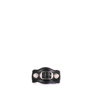 BALENCIAGA - Balenciaga croc-embossed BB bracelet in black patent leather 
