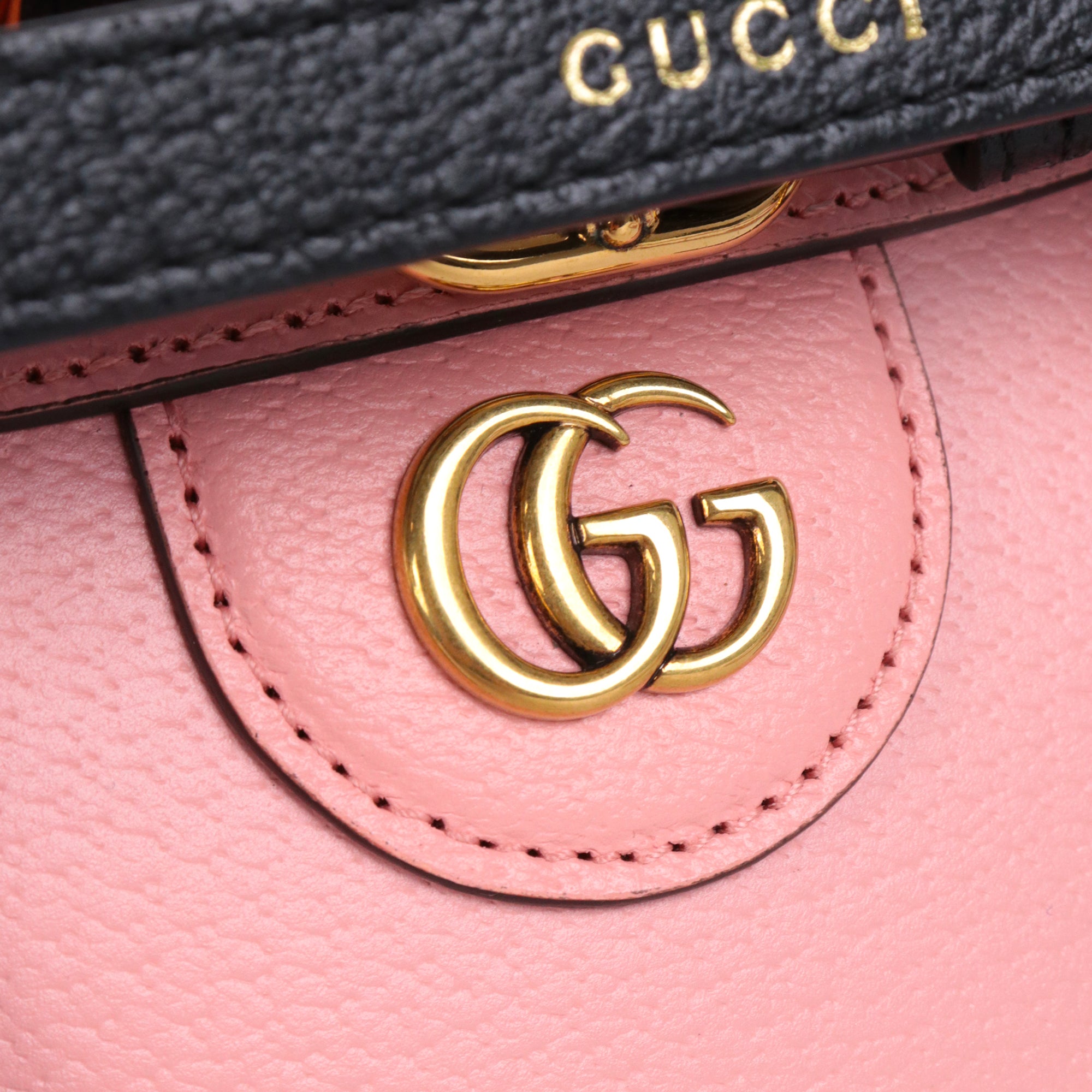 GUCCI - GG Marmont Small Size shoulder bag in black leather