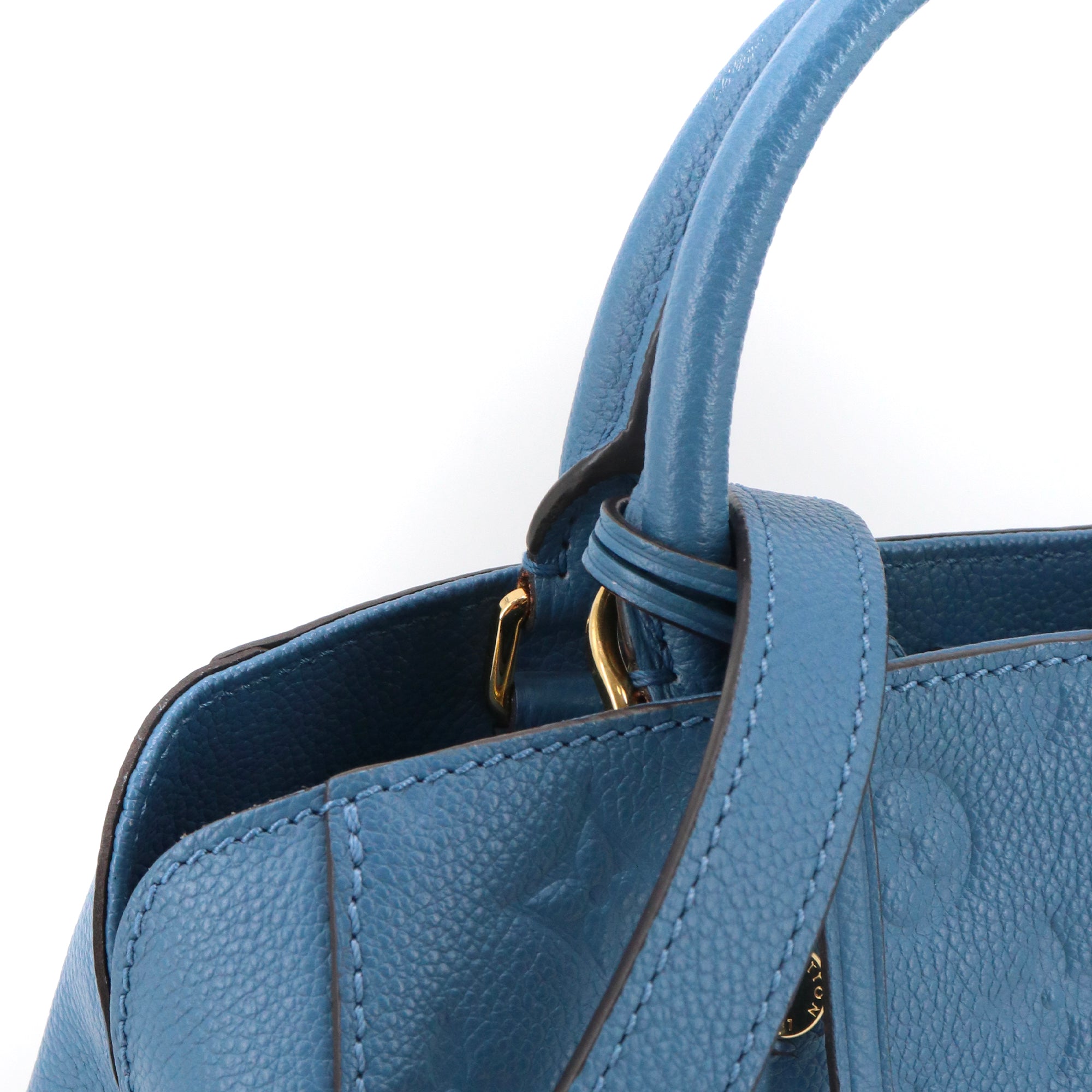 LOUIS VUITTON - Louis Vuitton Montaigne PM handbag in blue empreinte leather