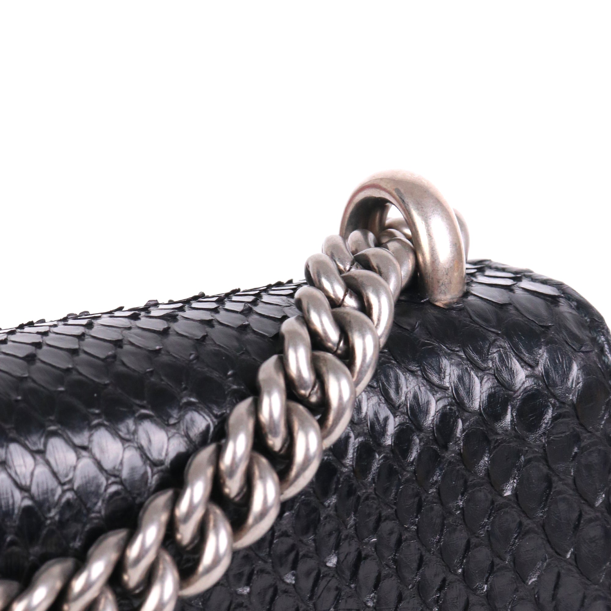 GUCCI - GG Marmont Small Size shoulder bag in black leather