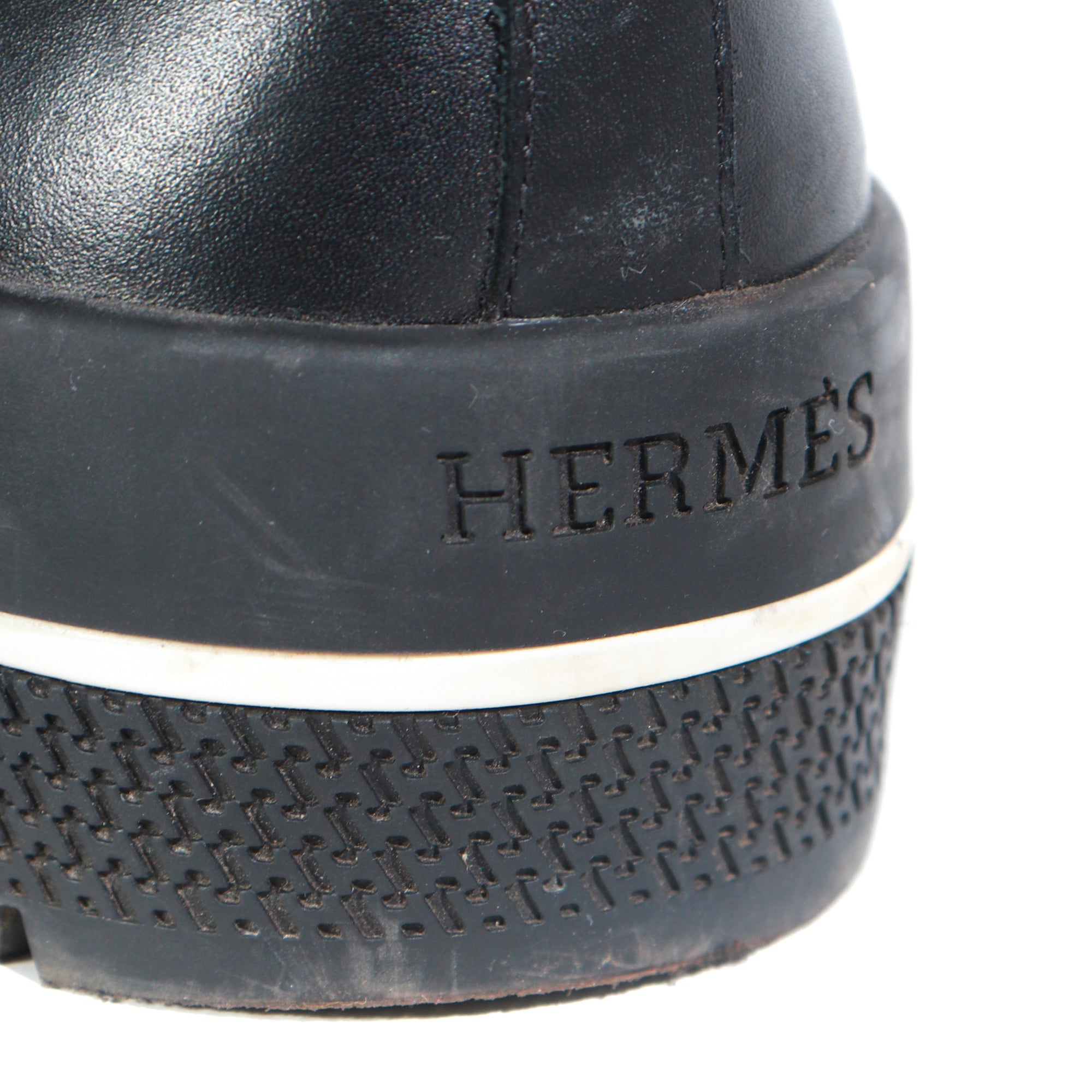 HERMÈS - Black leather sneakers (T42)