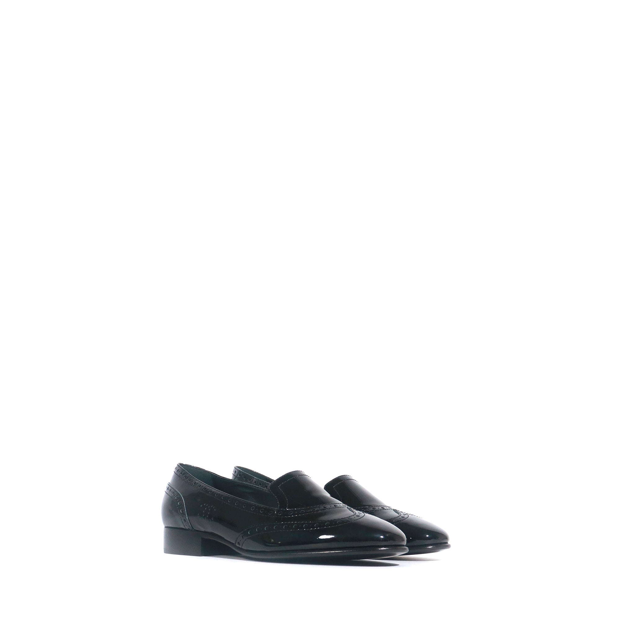 CHANEL - Black patent leather loafers (T39)