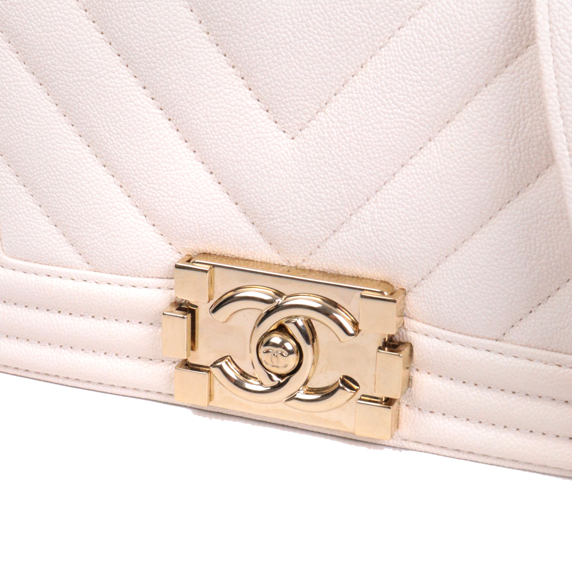 CHANEL - Sac à bandoulière Boy Small Chanel en cuir caviar blanc